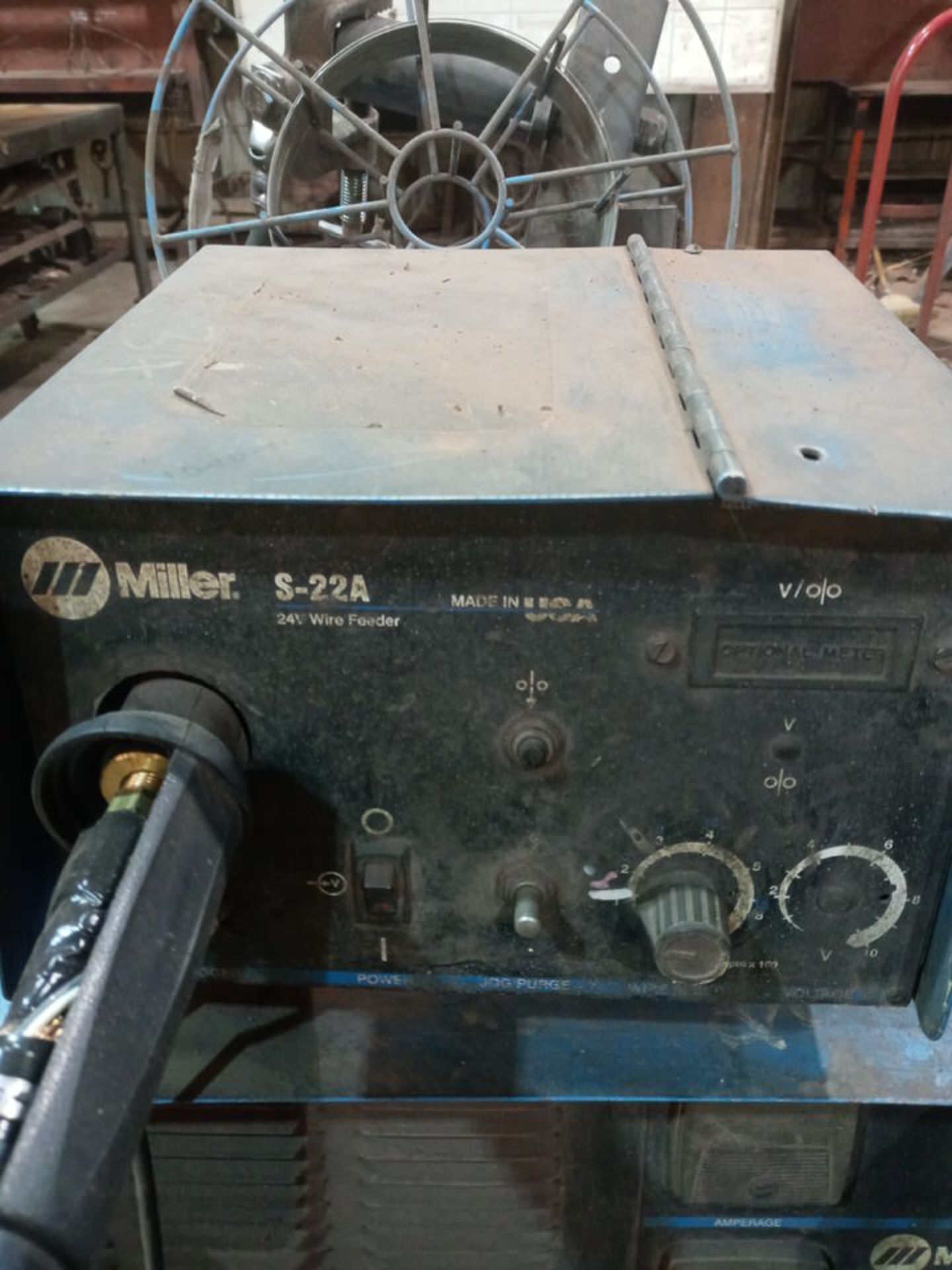 CP-302 MILLER WELDER WITH S22A WIRE FEED - Image 3 of 3