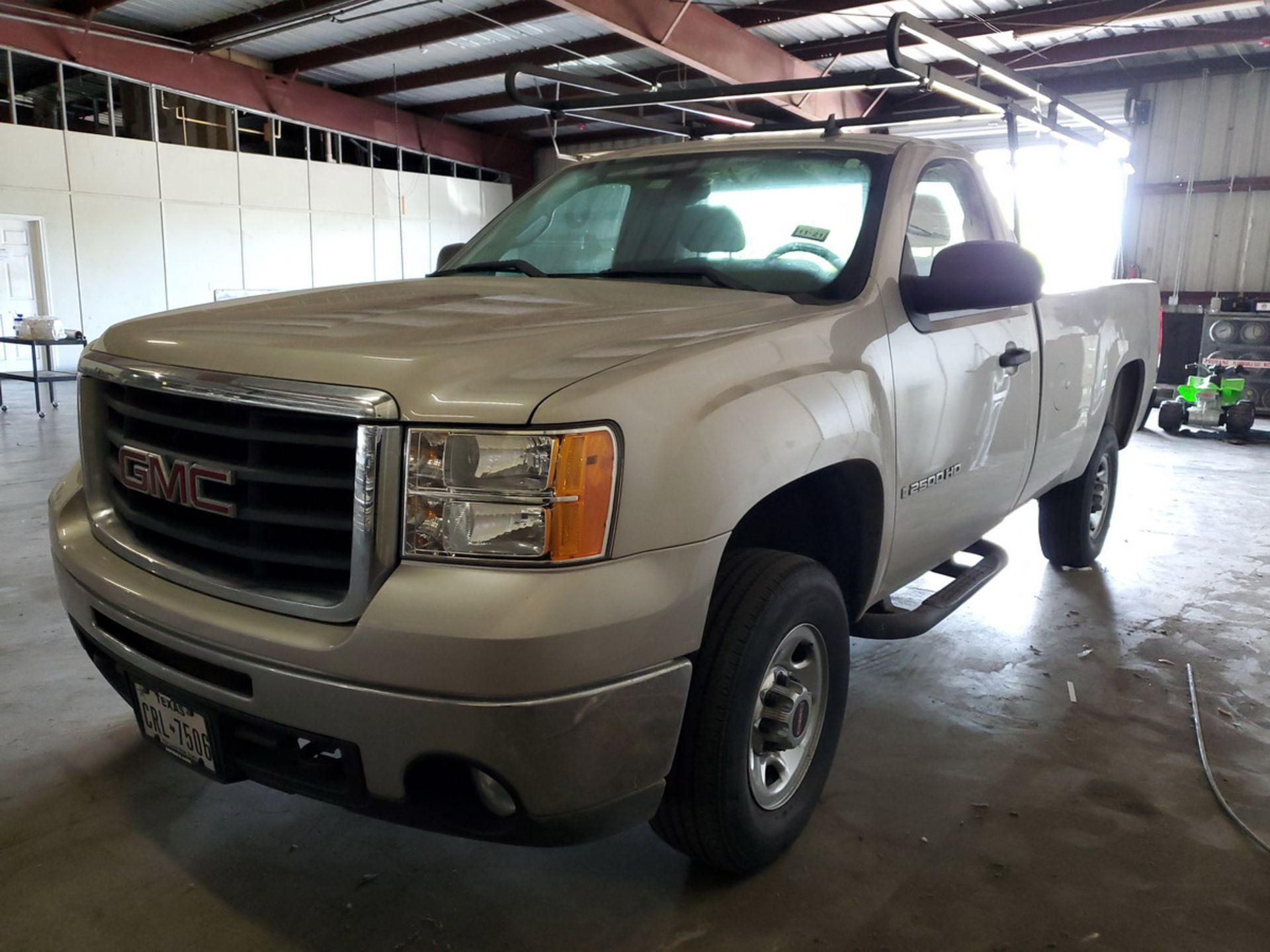 2007 GMC 2500 HD Truck Mileage: 56, 409; Vin: 1GTHC24K88E115493; 6.0 Engine; TX Plate: CRL-7506