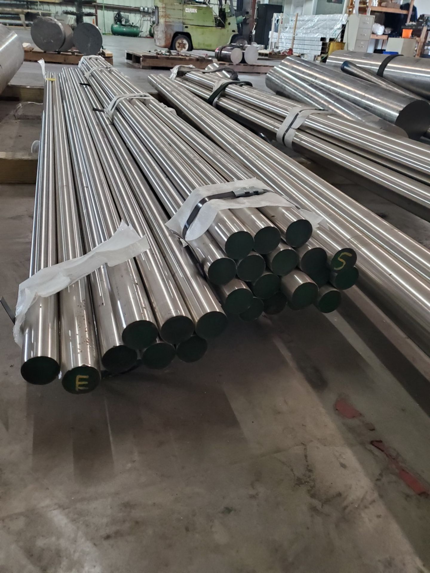 Raw Matl. (37 Pcs) Grade: 316H, Size Range O.D: 2" - 10"; Length Range: 45" - 144" - Image 11 of 11