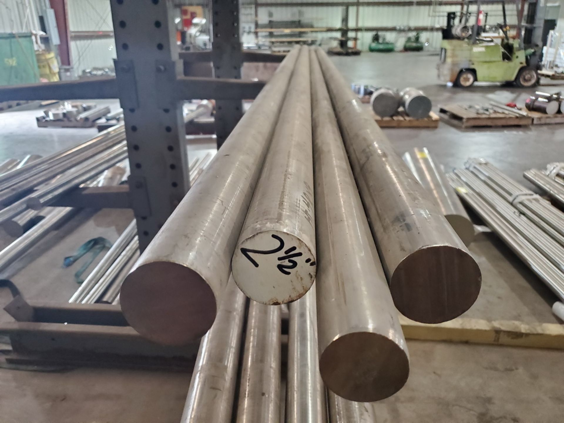 Raw Matl. (35 Pcs) Grade: 304L, Size Range O.D: 3/4" - 13"; Length Range: 30" - 150" - Image 13 of 20