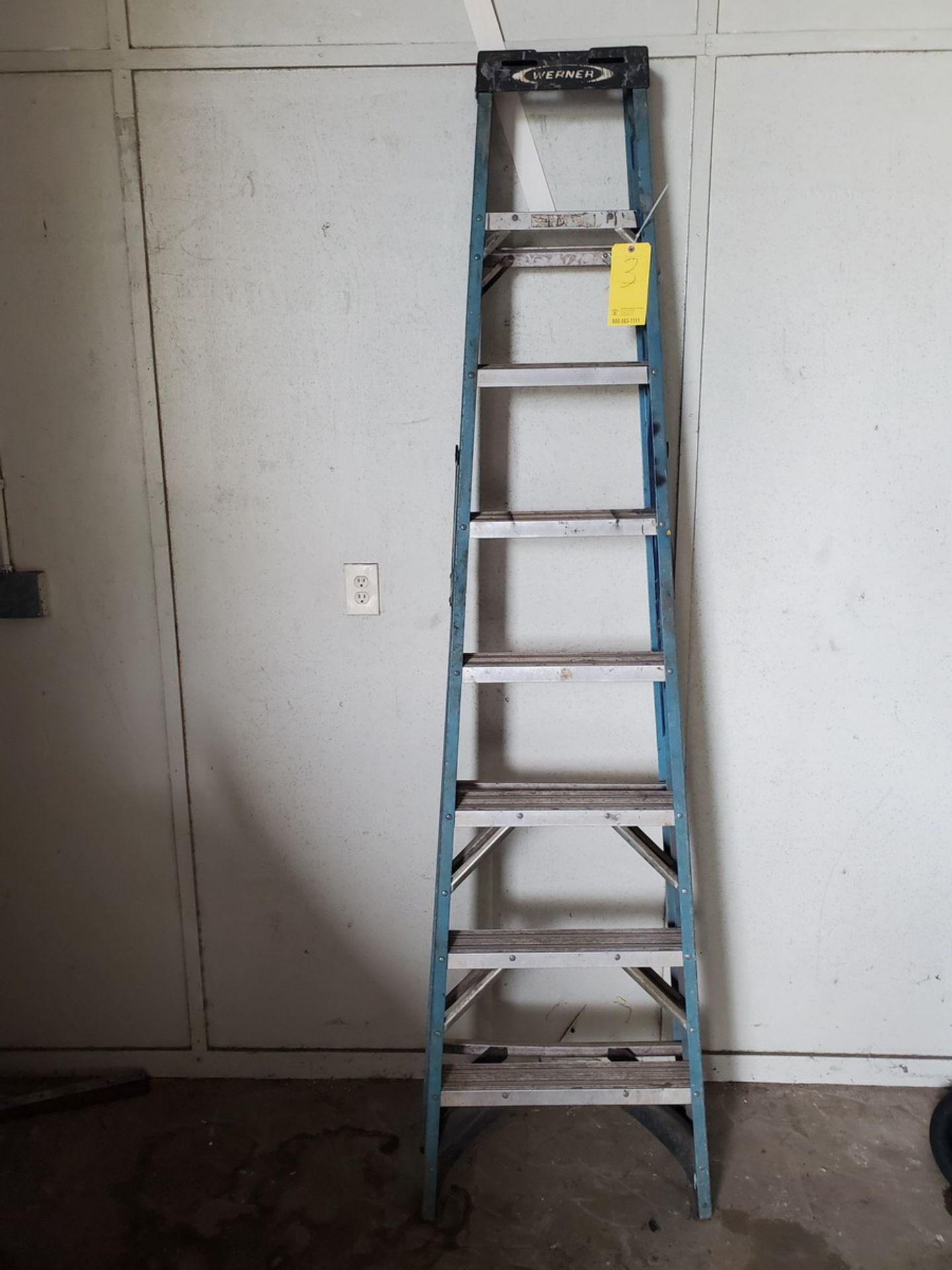 Werner 8' Step Ladder