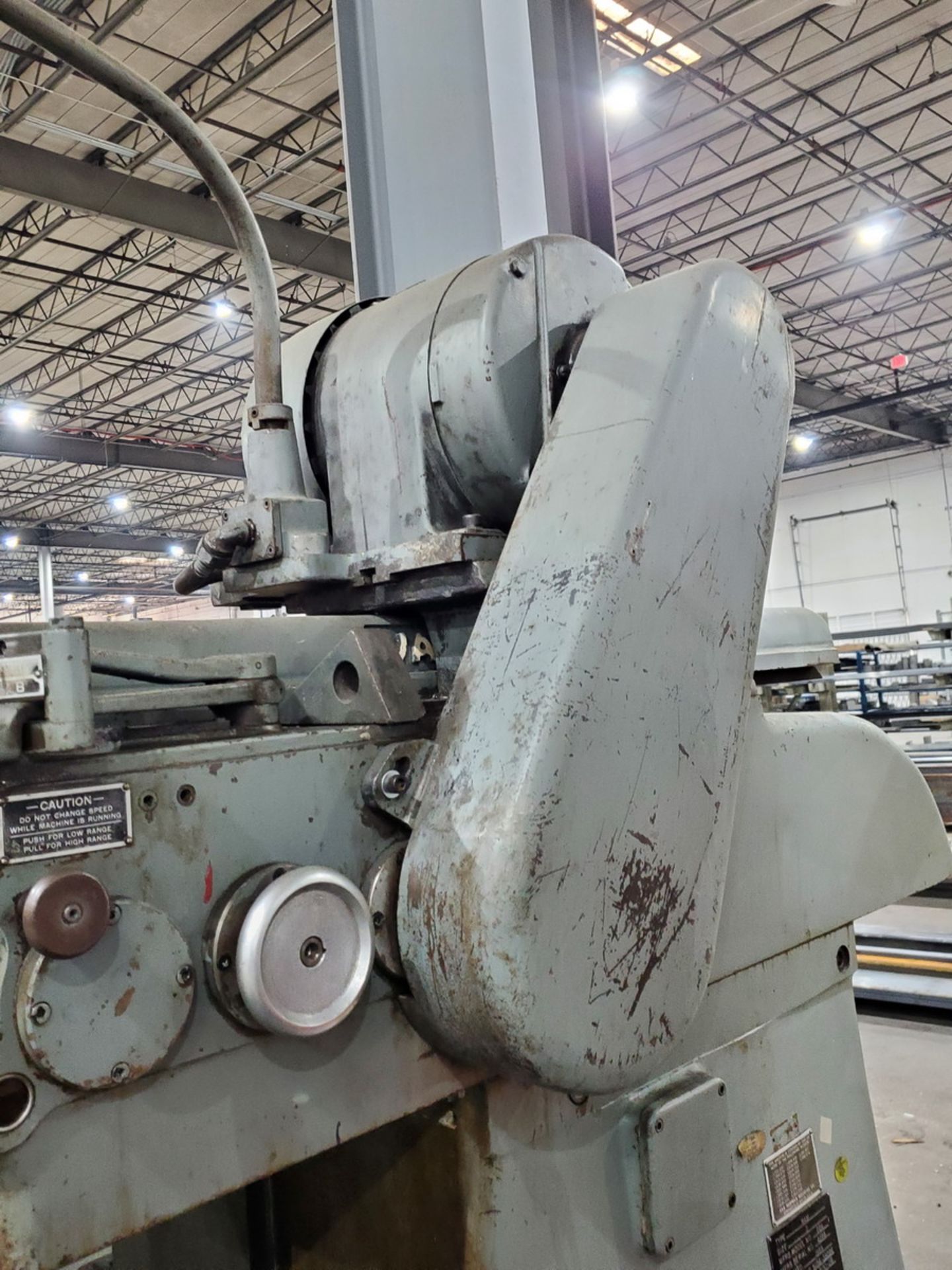 Van Norman 28A Vertical Milling Machine Size: 2; W/ 58" x 13" Slot Table - Image 8 of 18