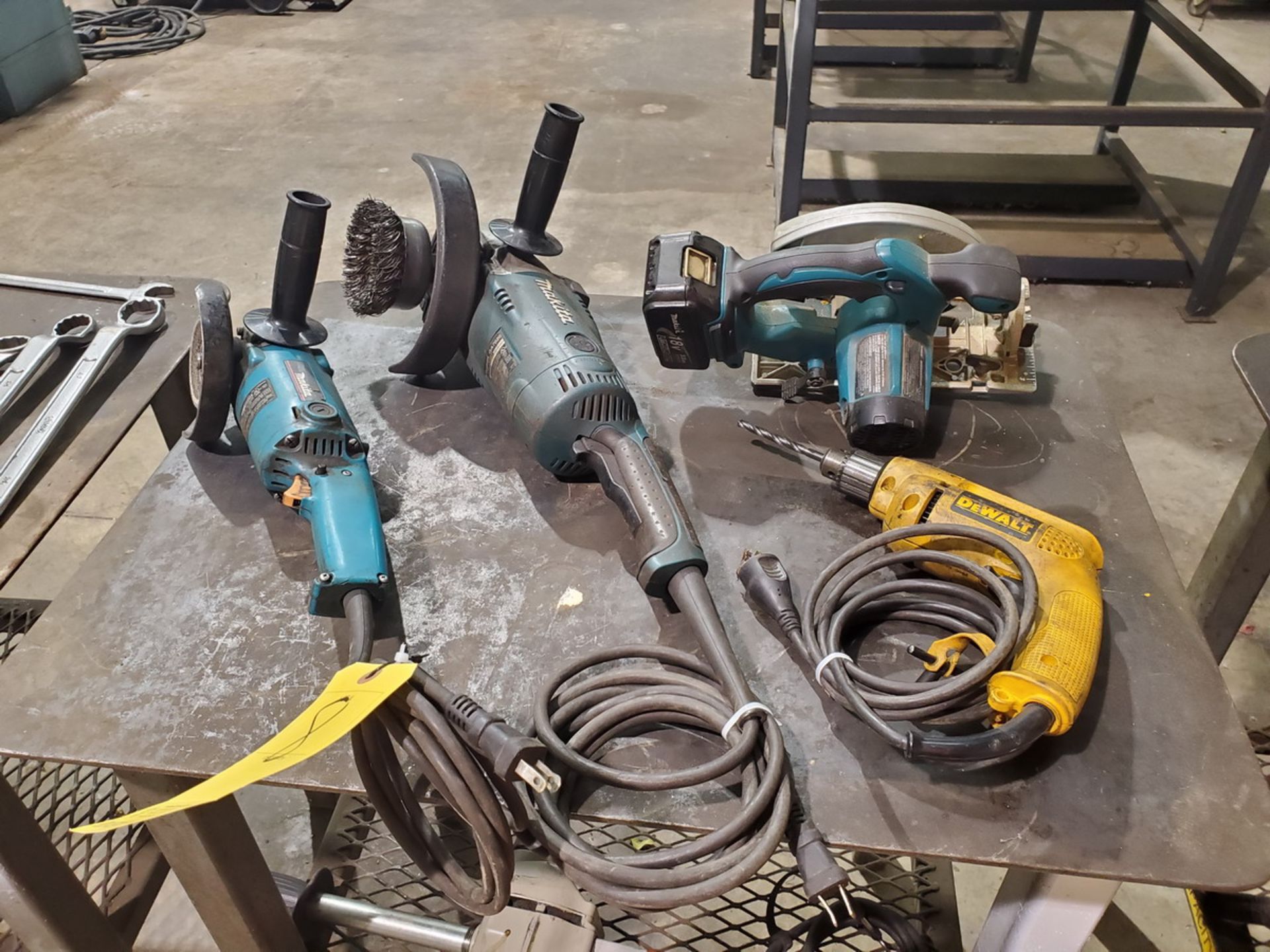 Assorted Powered Tools 3/8" Dewalt Drill; 5" & 7" Makita Grinders; 6-1/2" Makita Cut-Off Saw - Image 5 of 5