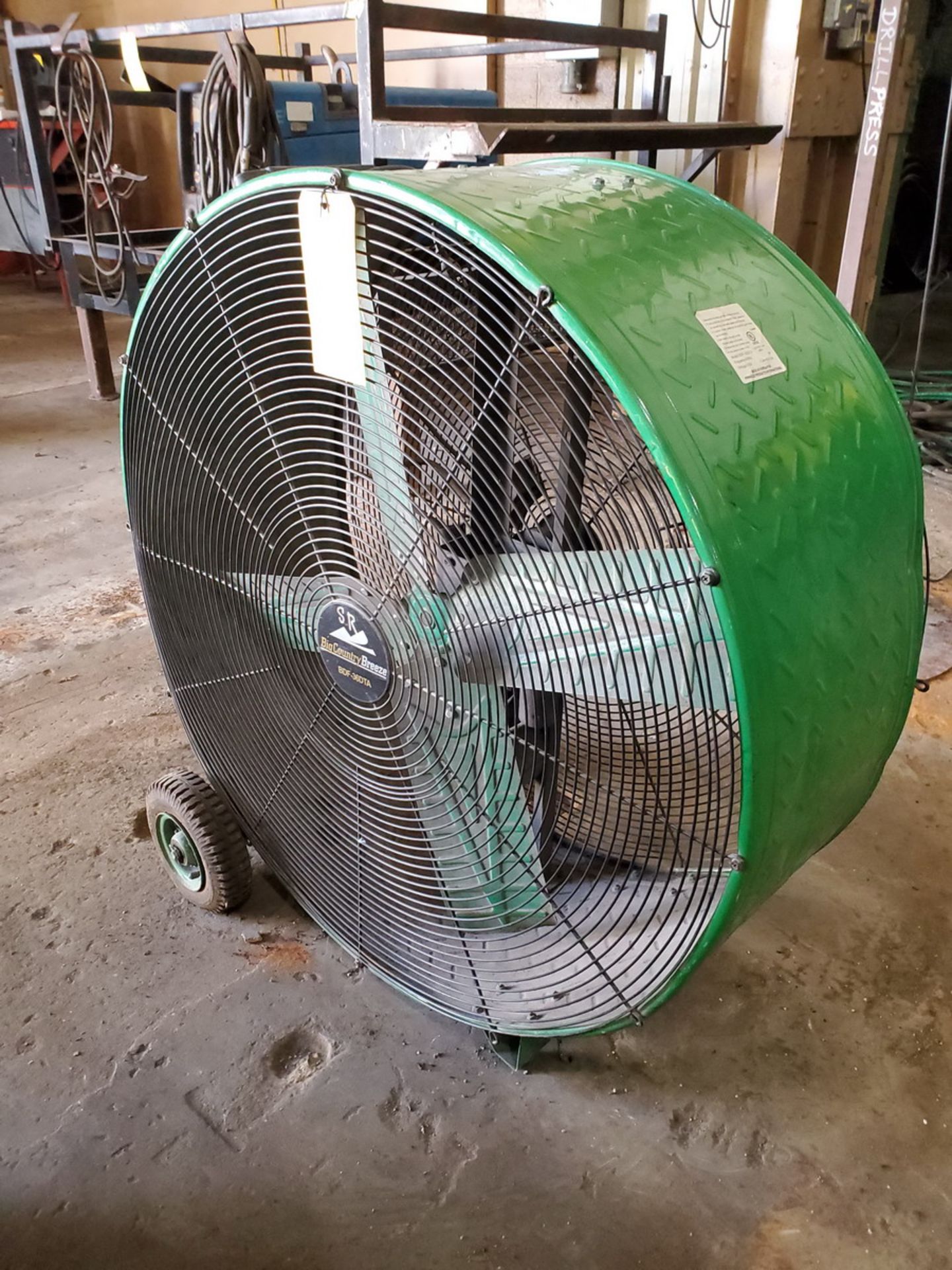 36" Drum Fan (LOCATION: 3333 I-35 Frontage Rd, Gainesville, TX)
