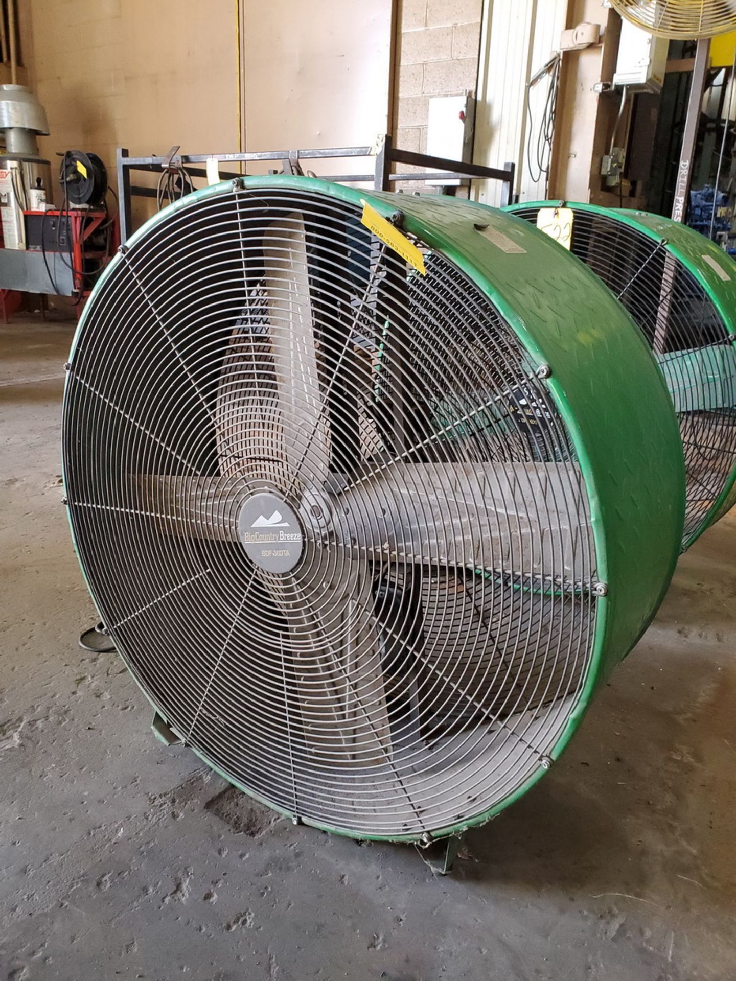 36" Drum Fan (LOCATION: 3333 I-35 Frontage Rd, Gainesville, TX)