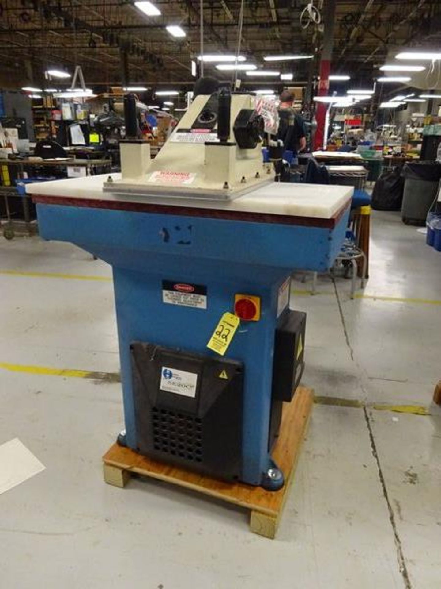 Hudson SE20C clicker / die cutter press, s/n 25A077318 (Located in Seabrook, NH)(This machine will - Image 2 of 4