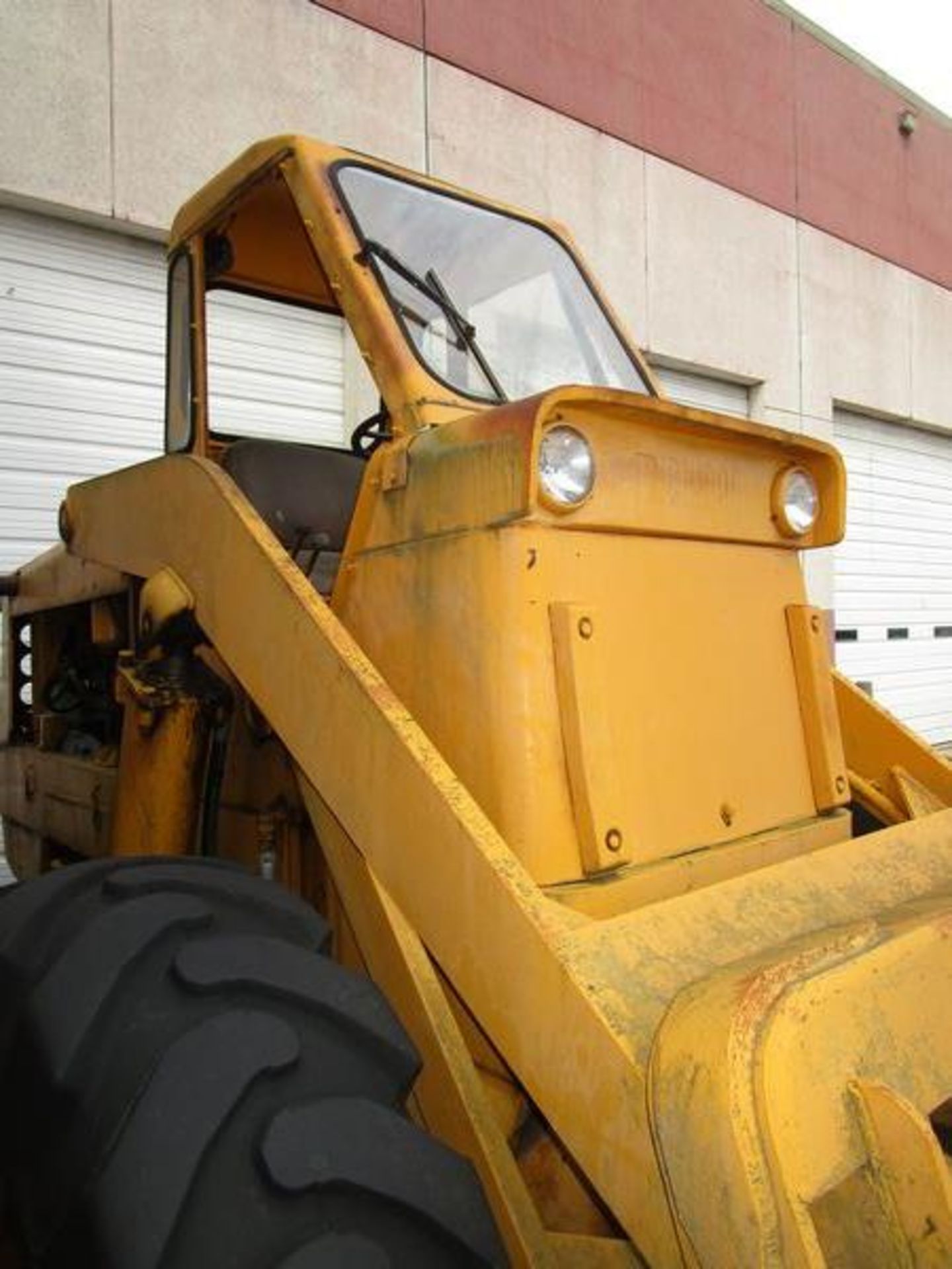 (1) Michigan Front End Loader, Tyler Equip. #17280 - Image 3 of 3