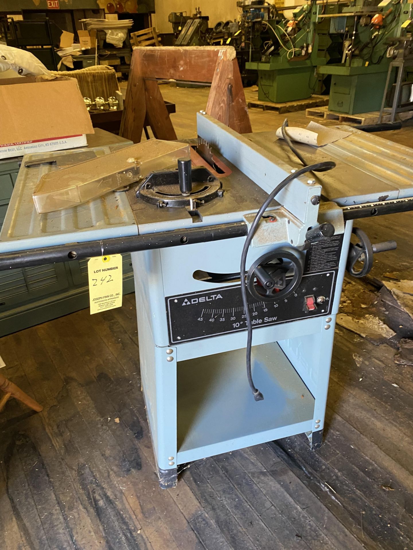 (1) Delta 10" Table Saw