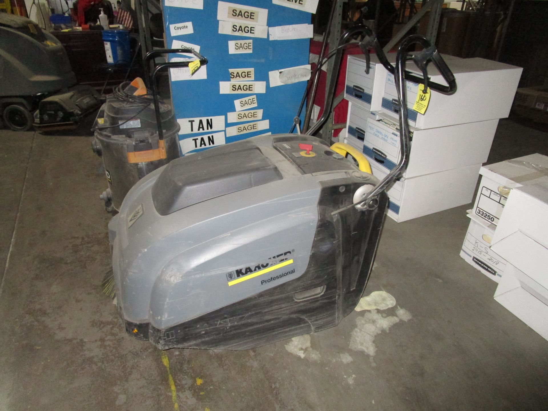 (1) Karcher Professional KM 75/40W Floor Sweeper
