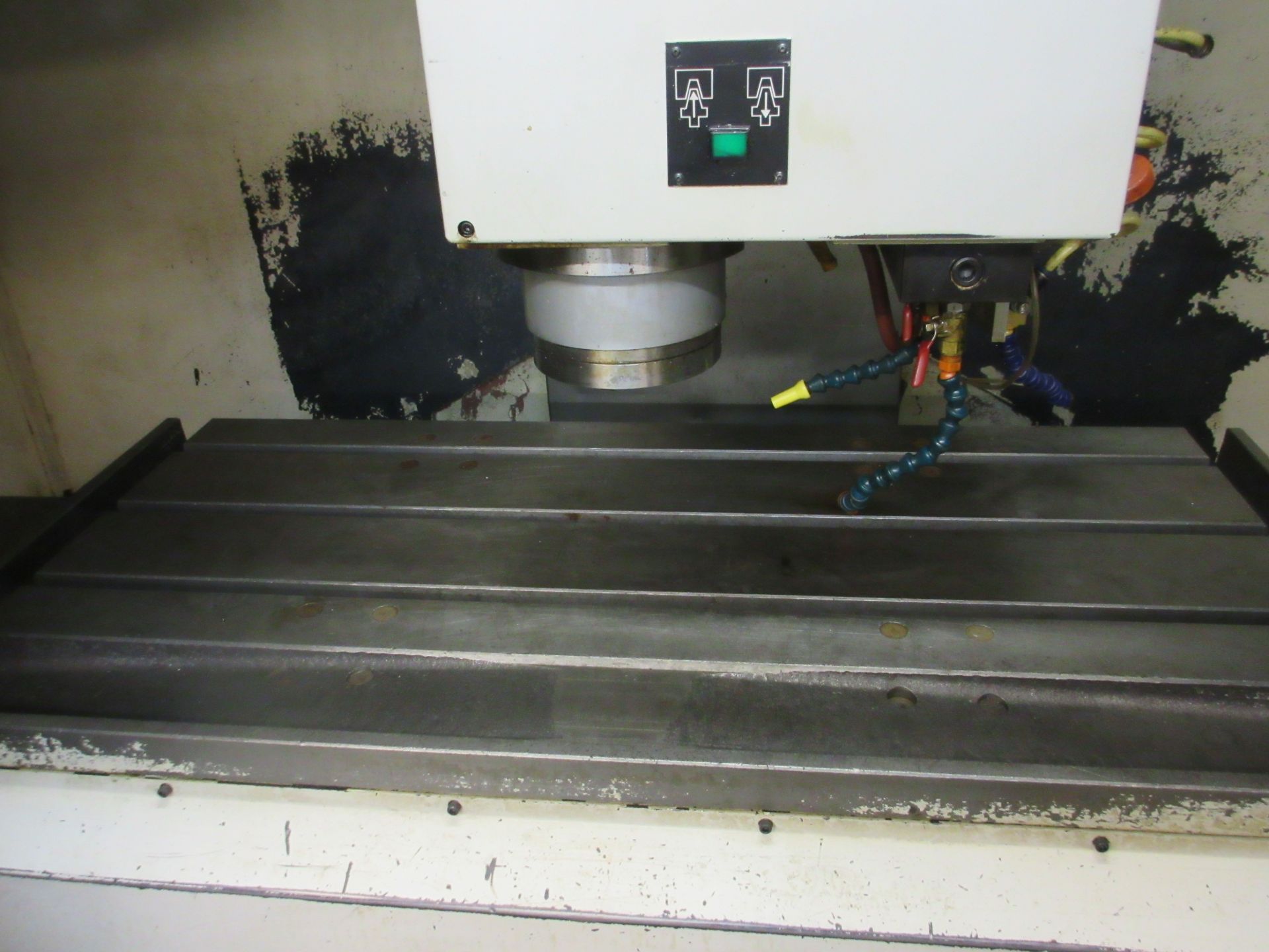 (1) Hurco BMC3017/BMC-30M CNC Vertical Machining Center s/n N/A, 19.75" x 44" Table Size, 17” x 30” - Image 7 of 8