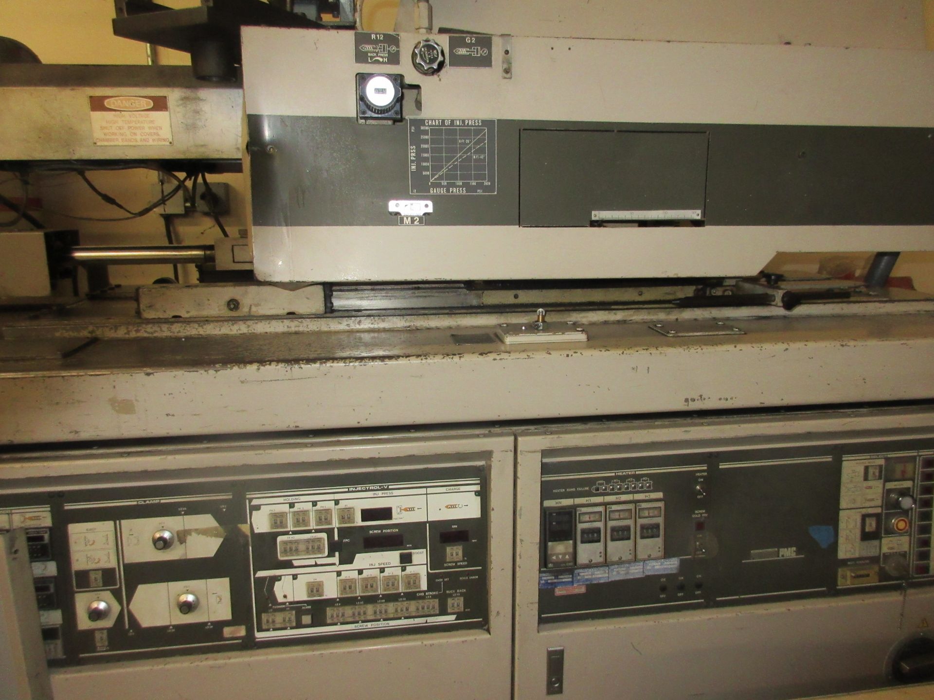 (1) Toshiba ISE85-2B Hydraulic Injection Molder s/n 651806 - Image 5 of 7