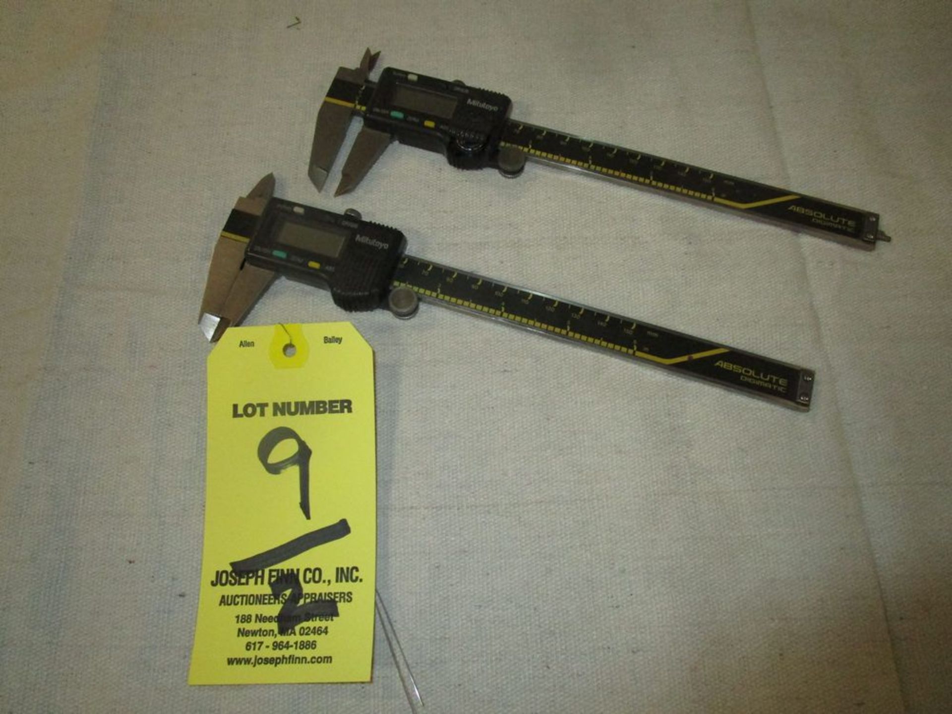 LOT (2) Mitutoyo Absolute 6" Digimatic Caliper