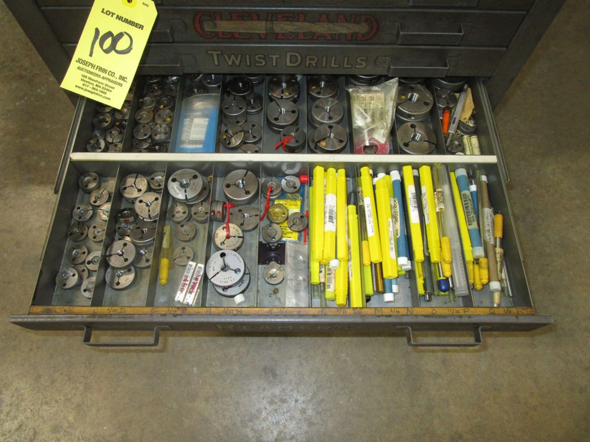 (1) Cleveland Twist Drill Cabinet w/ Drills, Reamers, Taps, Gauges - Image 5 of 7