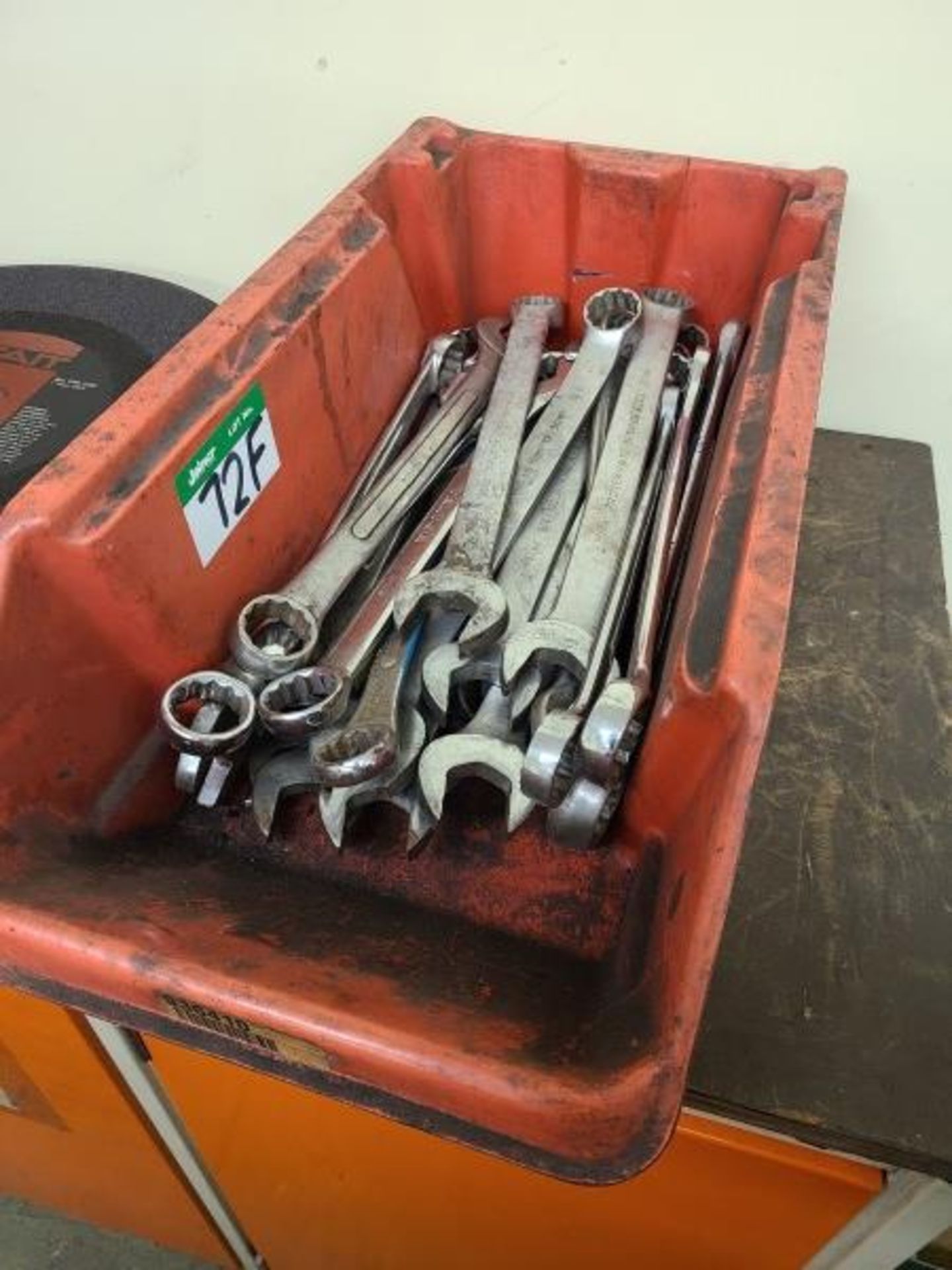 TRAY OF COMBO WRENCHES