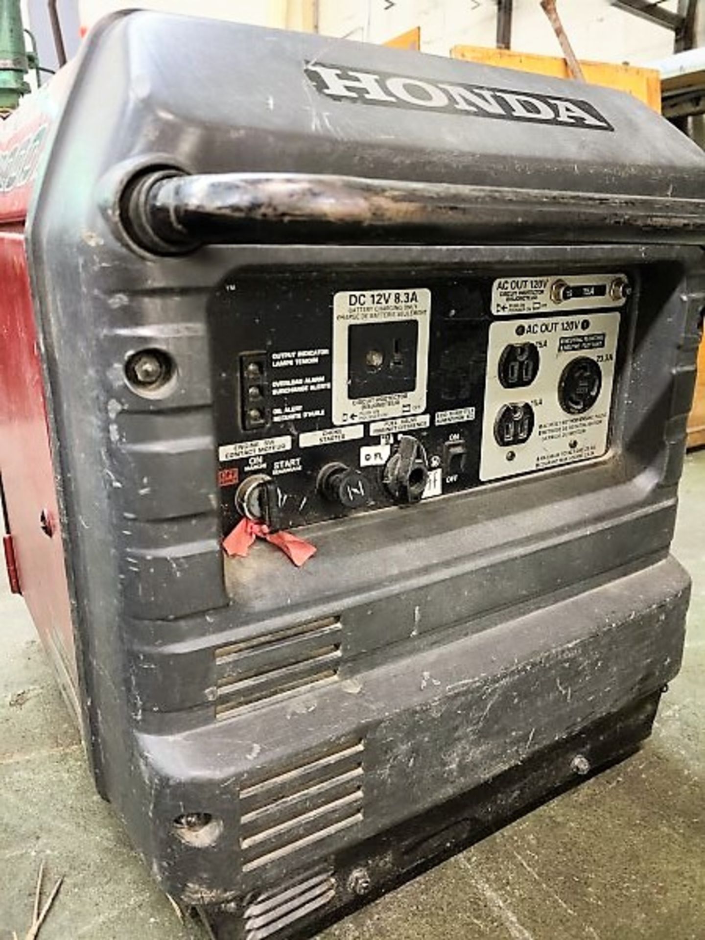 HONDA INVERTER EU 3000 IS PORTABLE GAS GENERATOR - Image 2 of 2