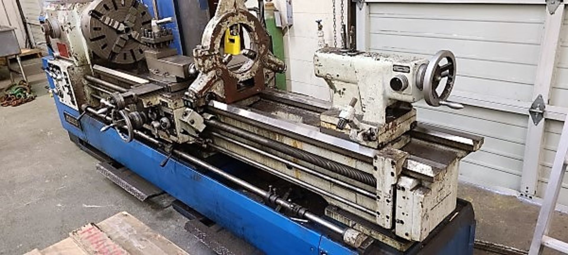 LATHE - CHINHUNG ADVANCE MOD. CHD-560 X 2300 (22 X 90), 3 AND 4 JAW CHUCKS, STEADY REST, DRO, - Image 3 of 10