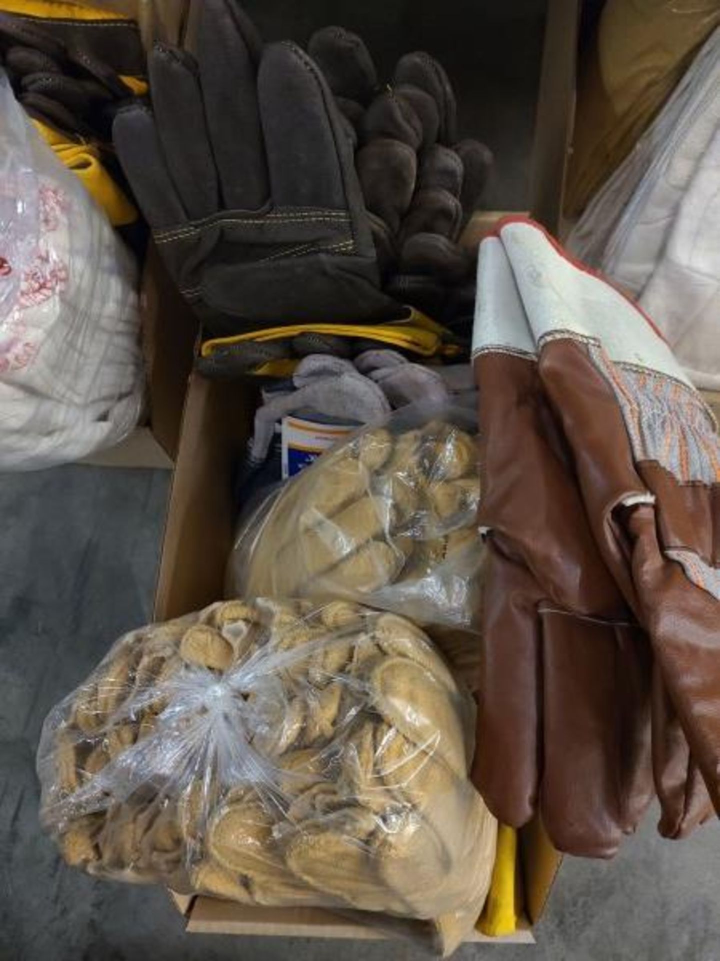 LOT OF ASST'D GLOVES APPROX. 3 DOZ. - Image 3 of 3