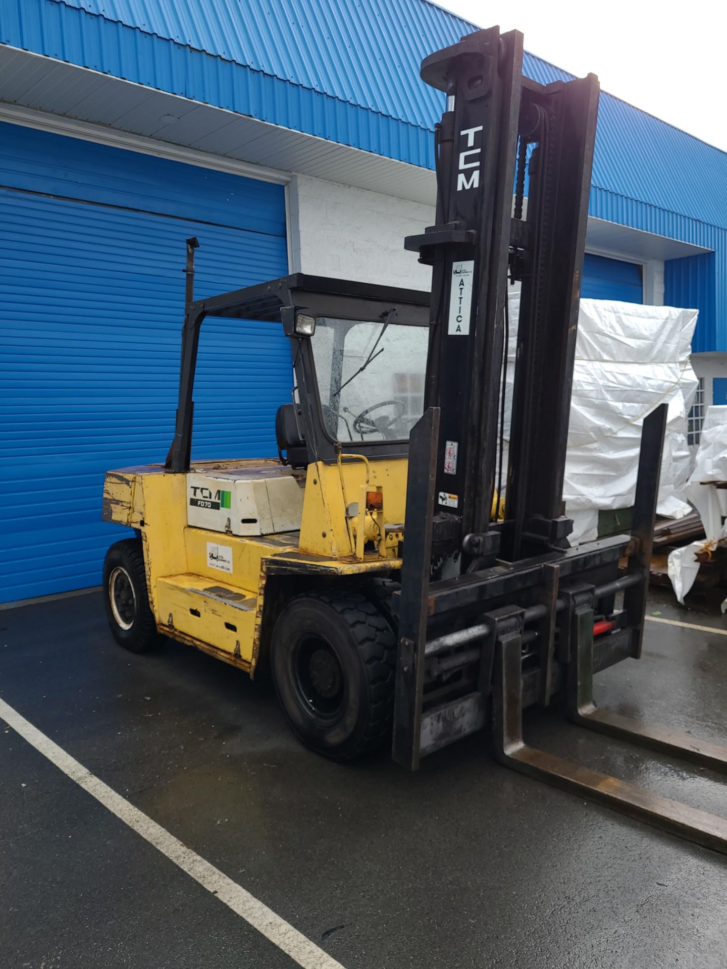 FORKLIFT - TCM MOD. FD70Z7, 15,500 LB. CAP., DIESEL, SIDE SHIFT, AIR TIRES - Image 2 of 16