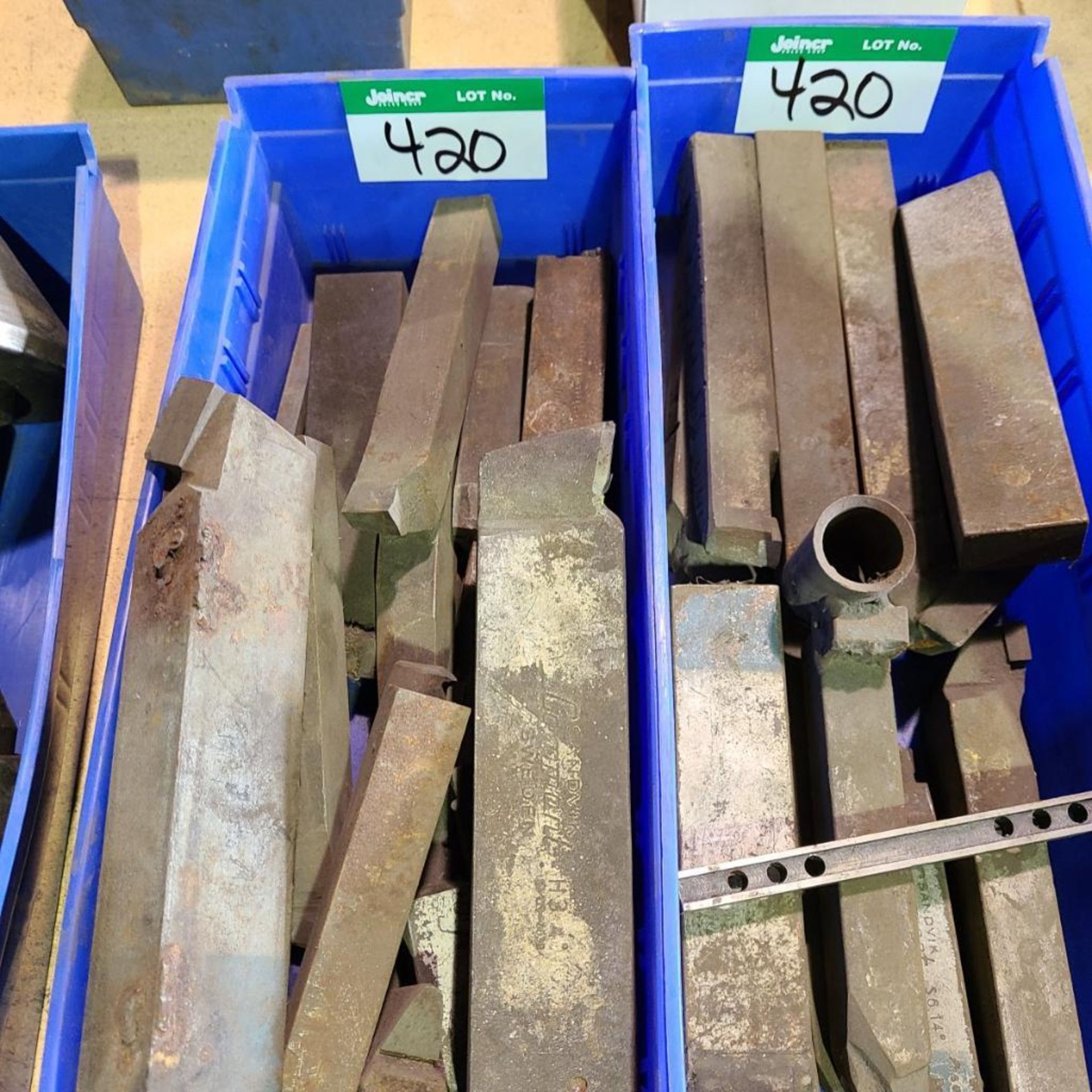 2 BOXES OF CEMENTED CARBIDE LATHE CUTTERS - Image 2 of 2