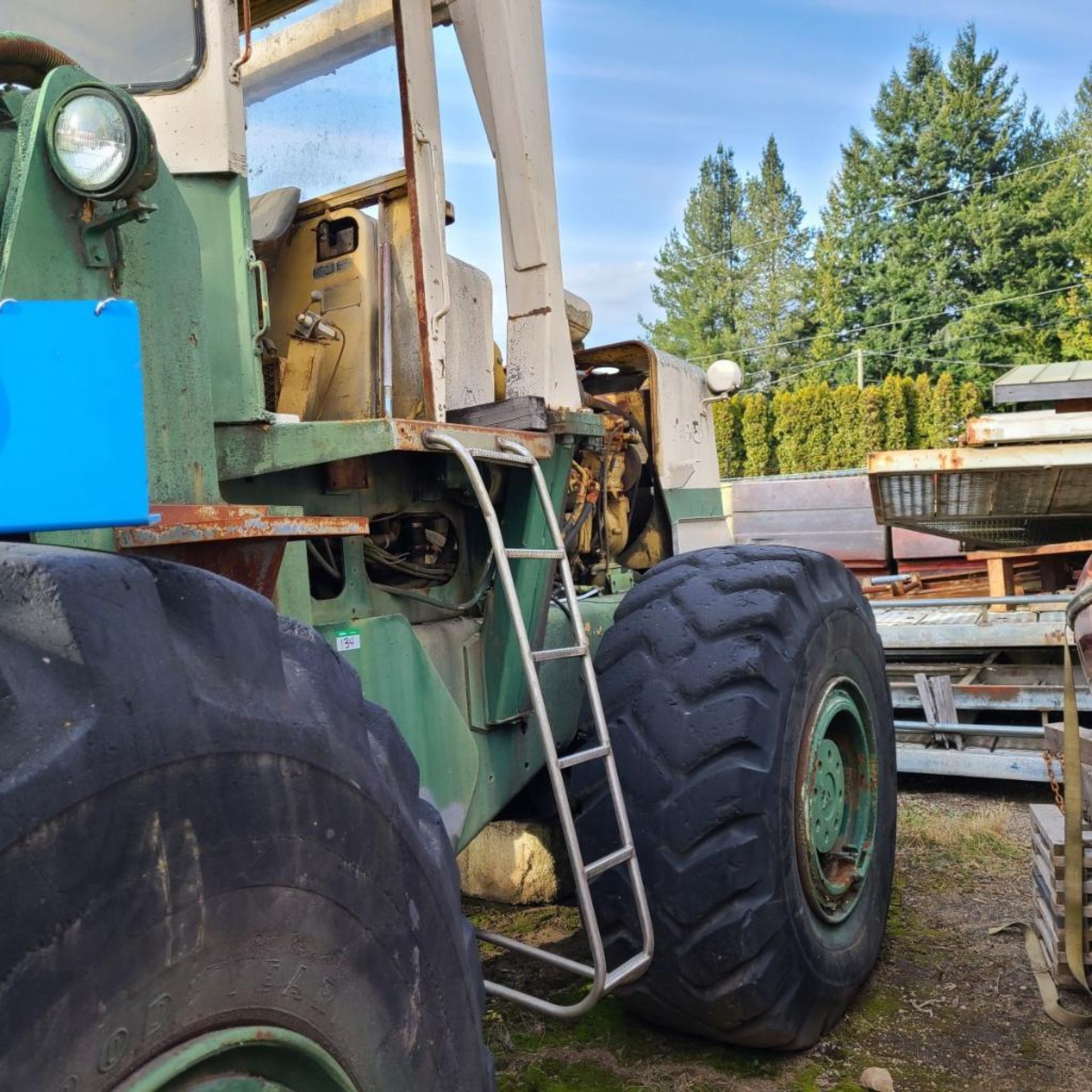 FIAT ALLIS 745 WHEEL LOADER W/CAT MOTOR & BUCKET - Image 2 of 4