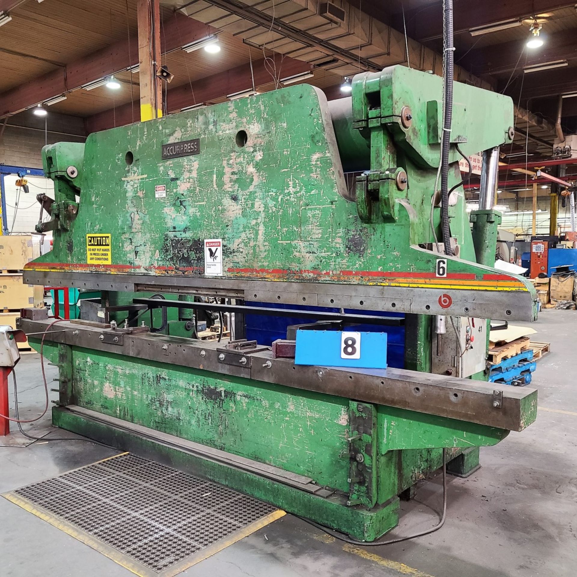 PRESS BRAKE – ACCURPRESS 250T X 16’ (2’ HORNS) MOD. 725012, 240V/3PH, NEW TOP FRONT BEARINGS ON