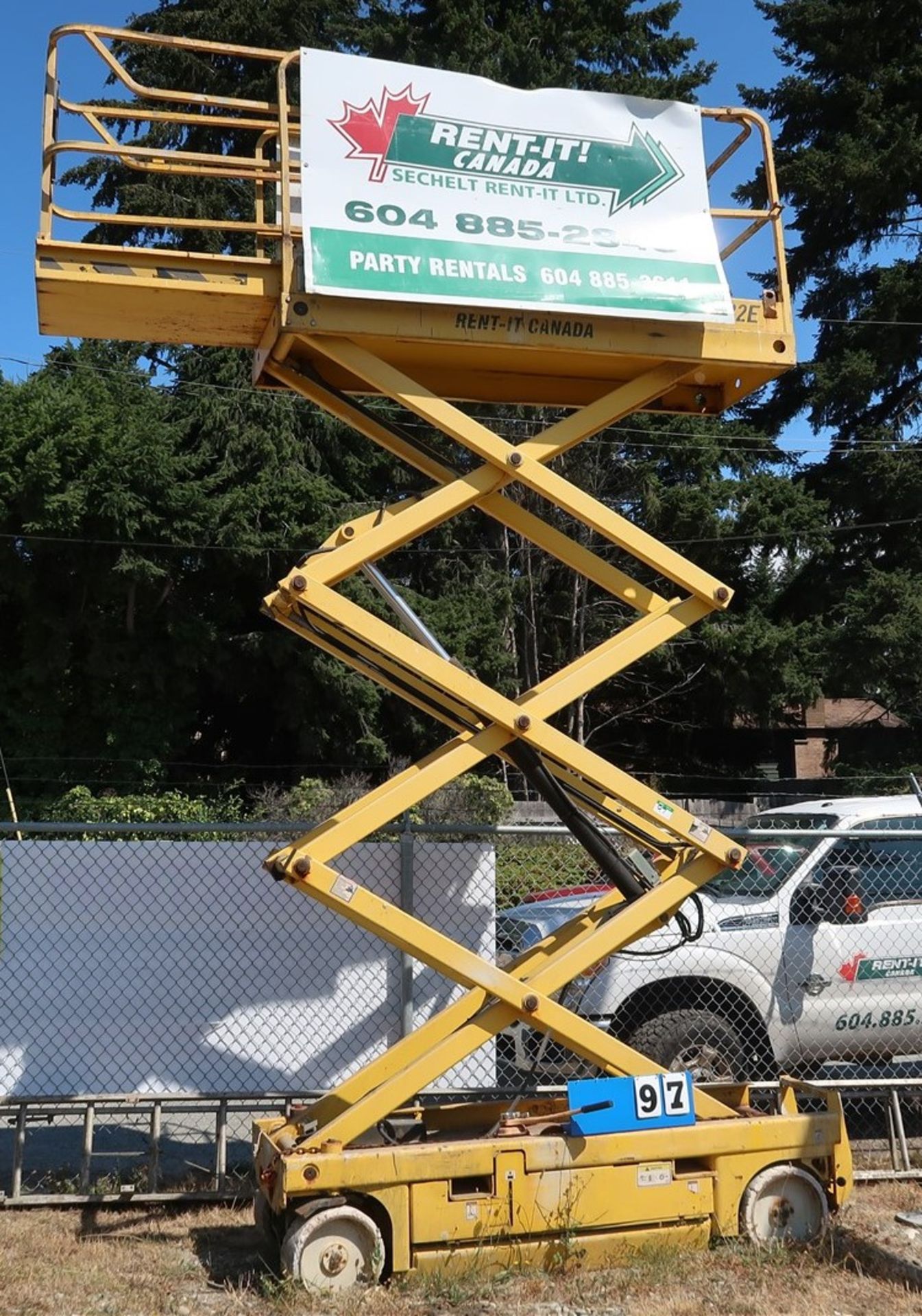 HAULOTTE COMPACT 2032E SCISSOR LIFT, (NOT WORKING) - Image 2 of 2