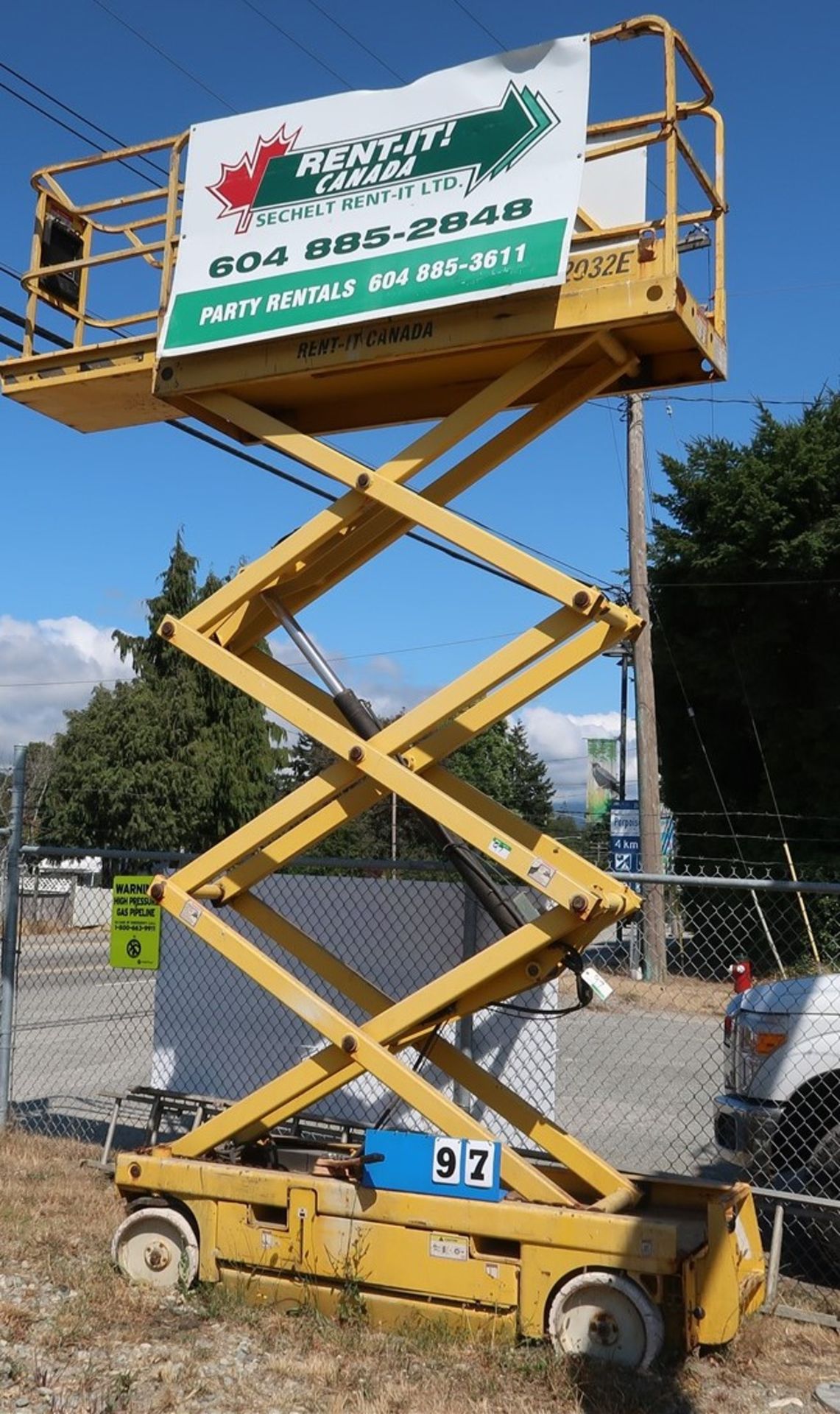 HAULOTTE COMPACT 2032E SCISSOR LIFT, (NOT WORKING)