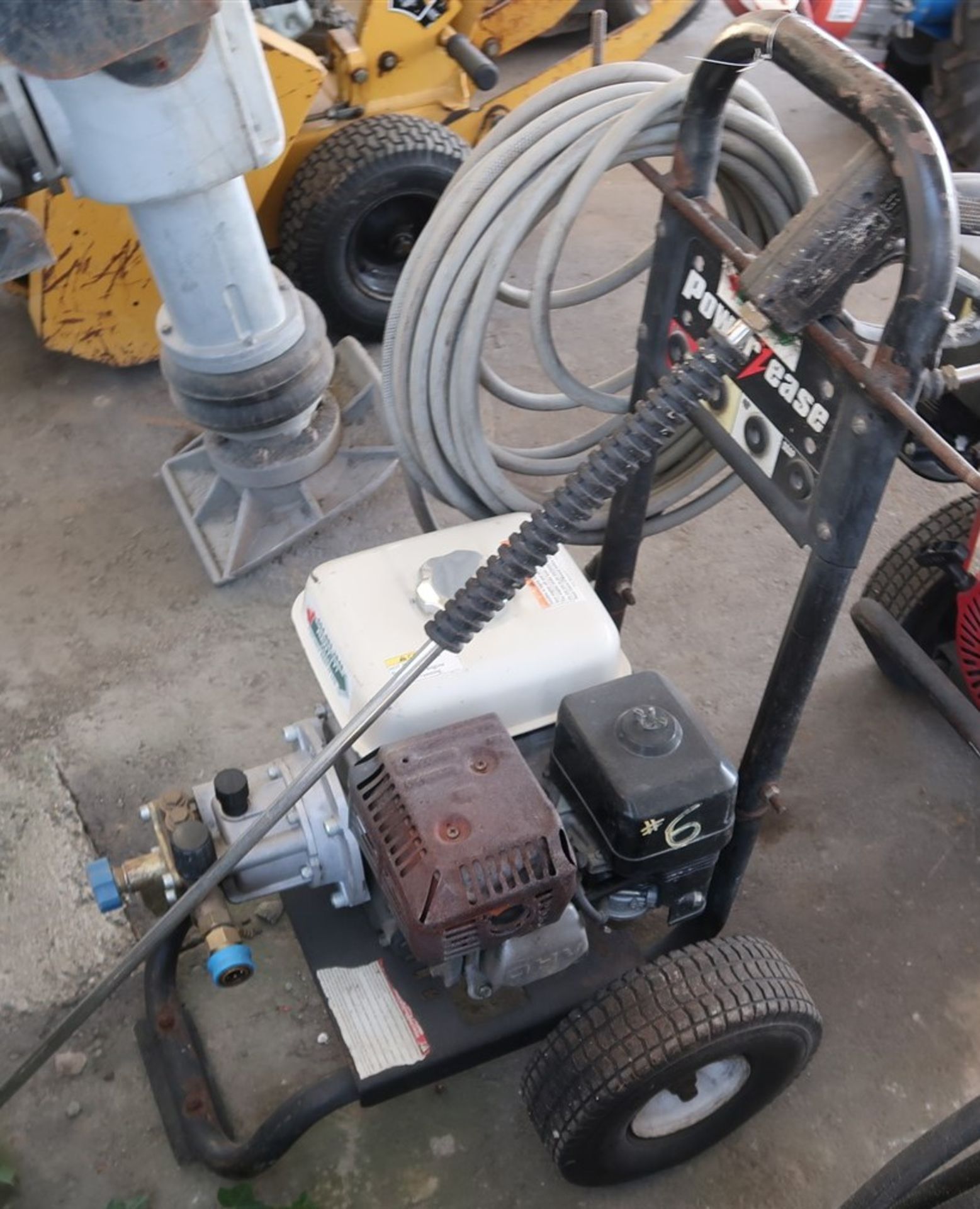 POWER EASE PRESSURE WASHER W/HONDA GX200 ENGINE - Image 2 of 3