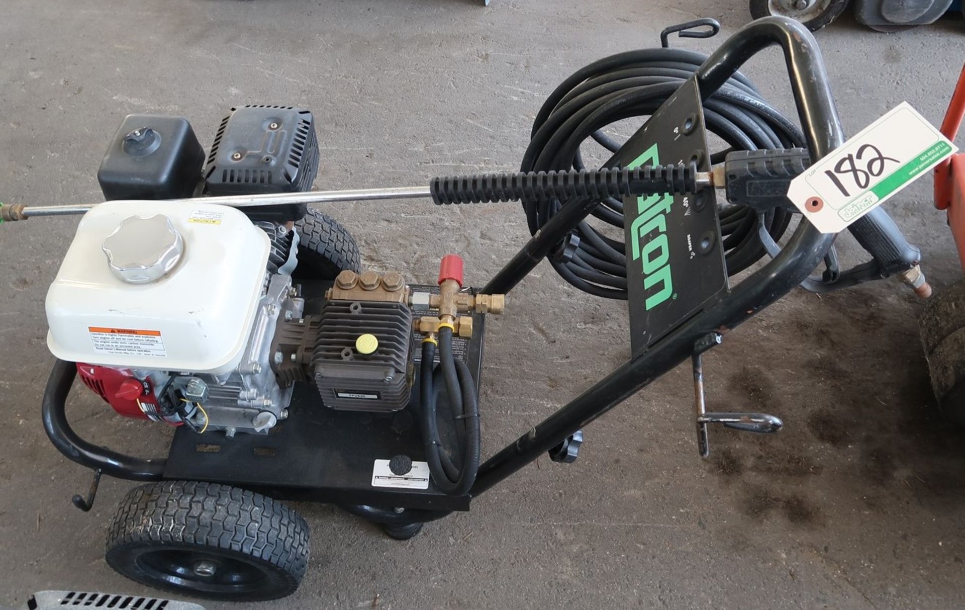 PATRON PRESSURE WASHER W/HONDA 200 ENGINE