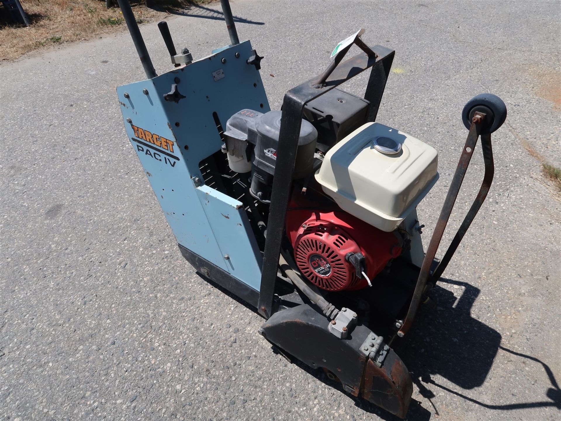 TARGET PAC IV HONDA GAS POWERED CONCRETE SAW - Image 2 of 3