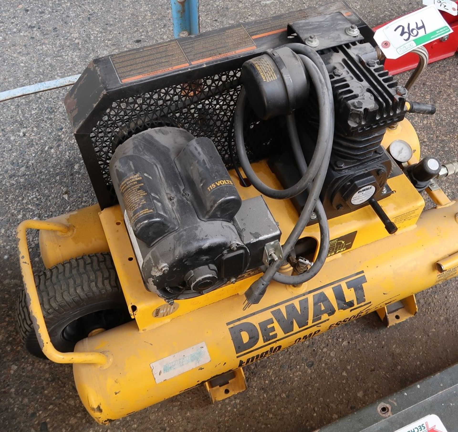 DEWALT D55170 PORTABLE AIR COMPRESSOR, 1.5HP - Image 2 of 2