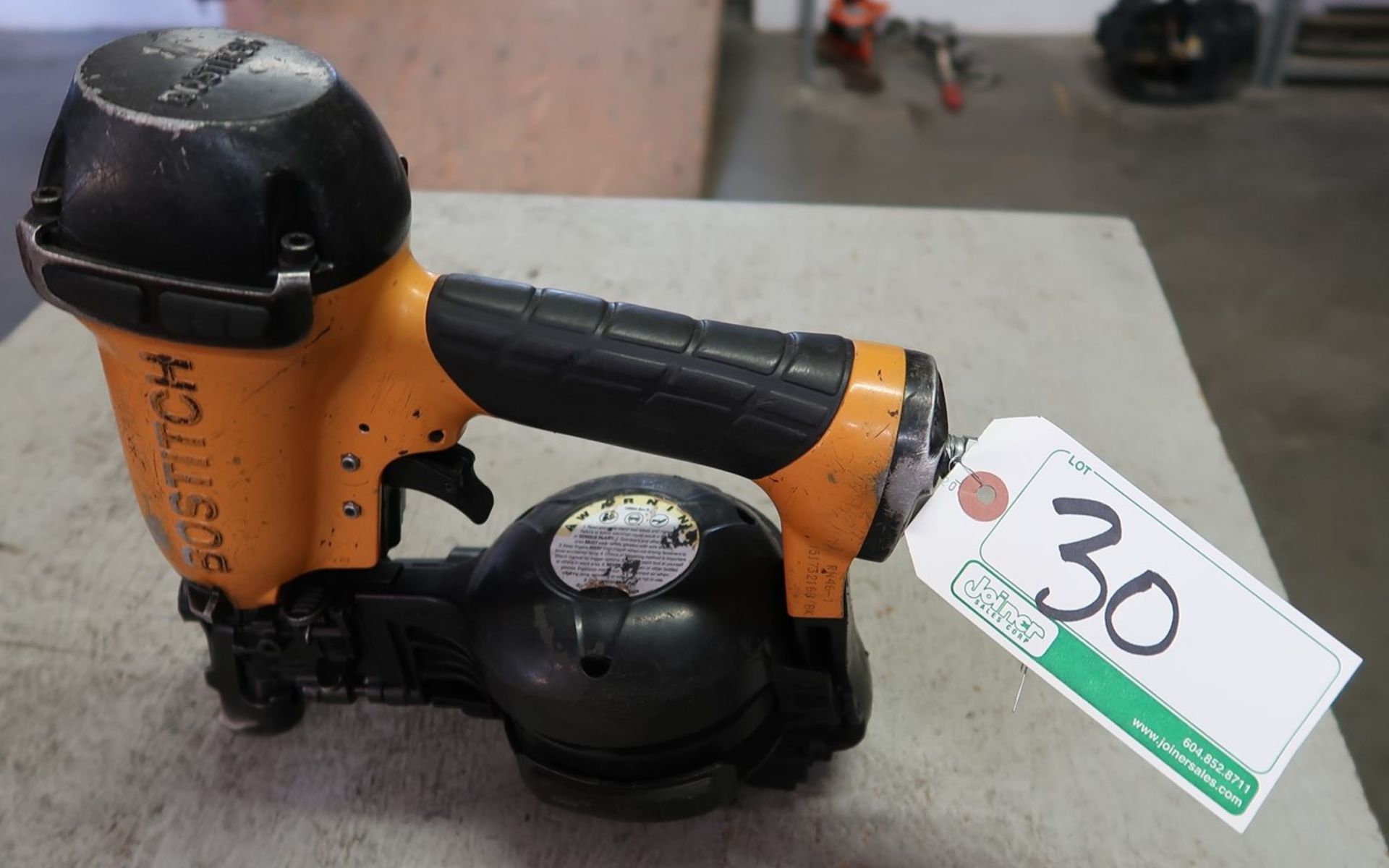 BOSTITCH AIR COIL NAILER