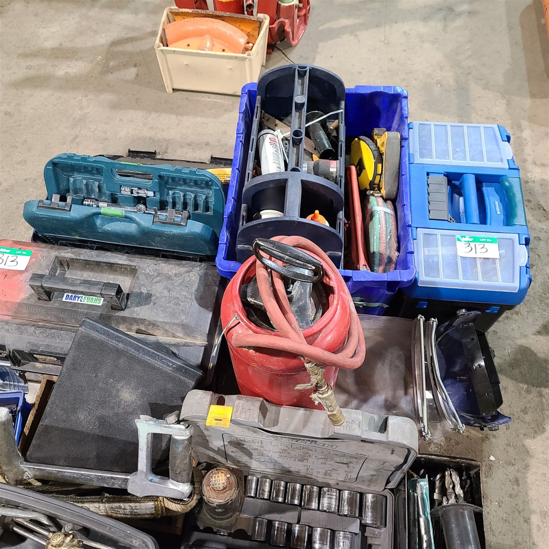 LOT OF ASSORTED TOOL BOXES AND CONTENTS - Image 2 of 2