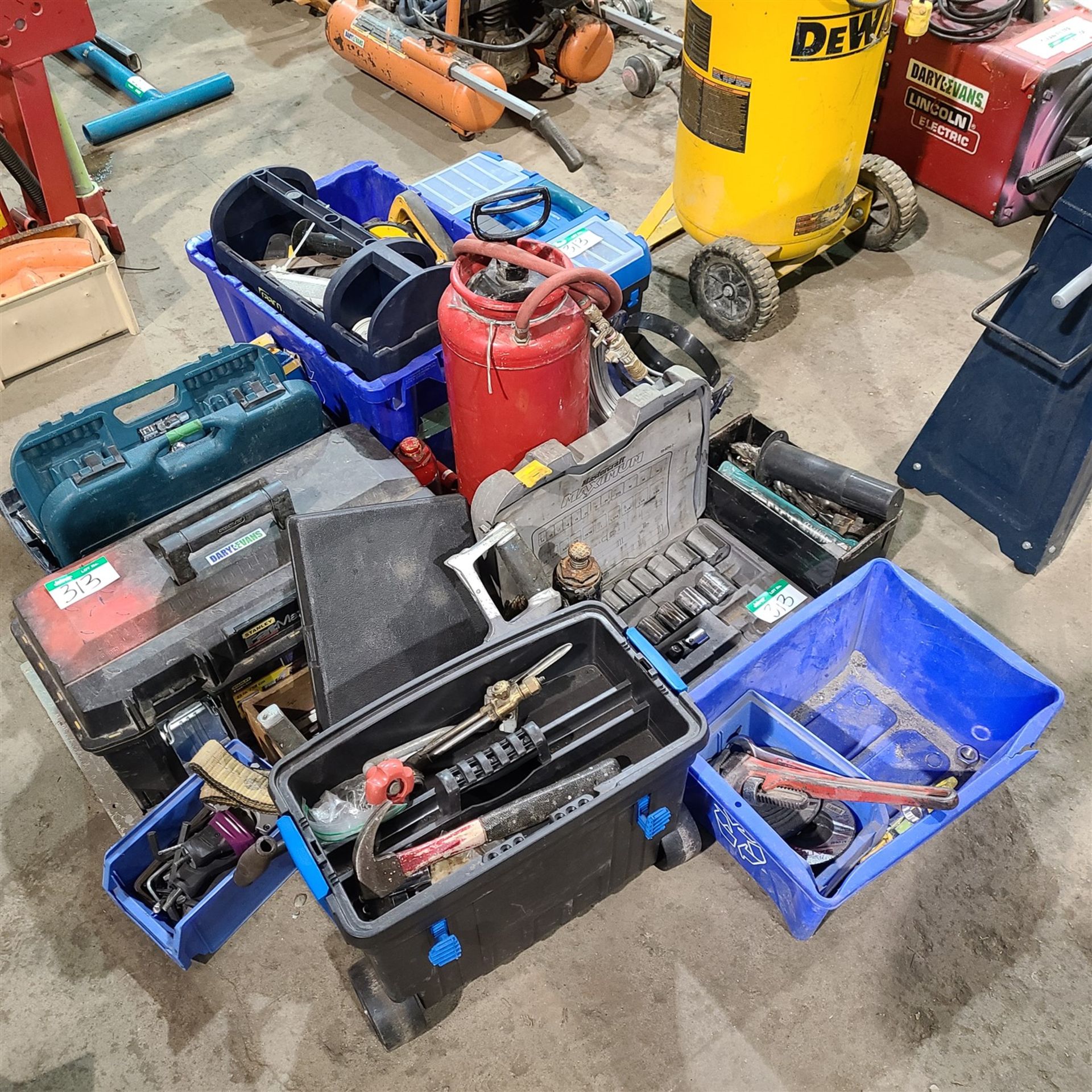 LOT OF ASSORTED TOOL BOXES AND CONTENTS