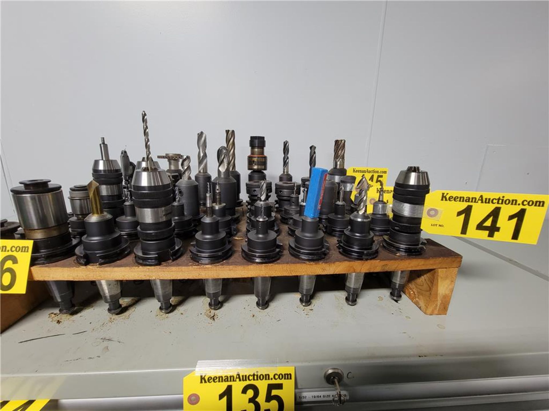 (8) CAT 40 TOOL HOLDERS & TOOLING