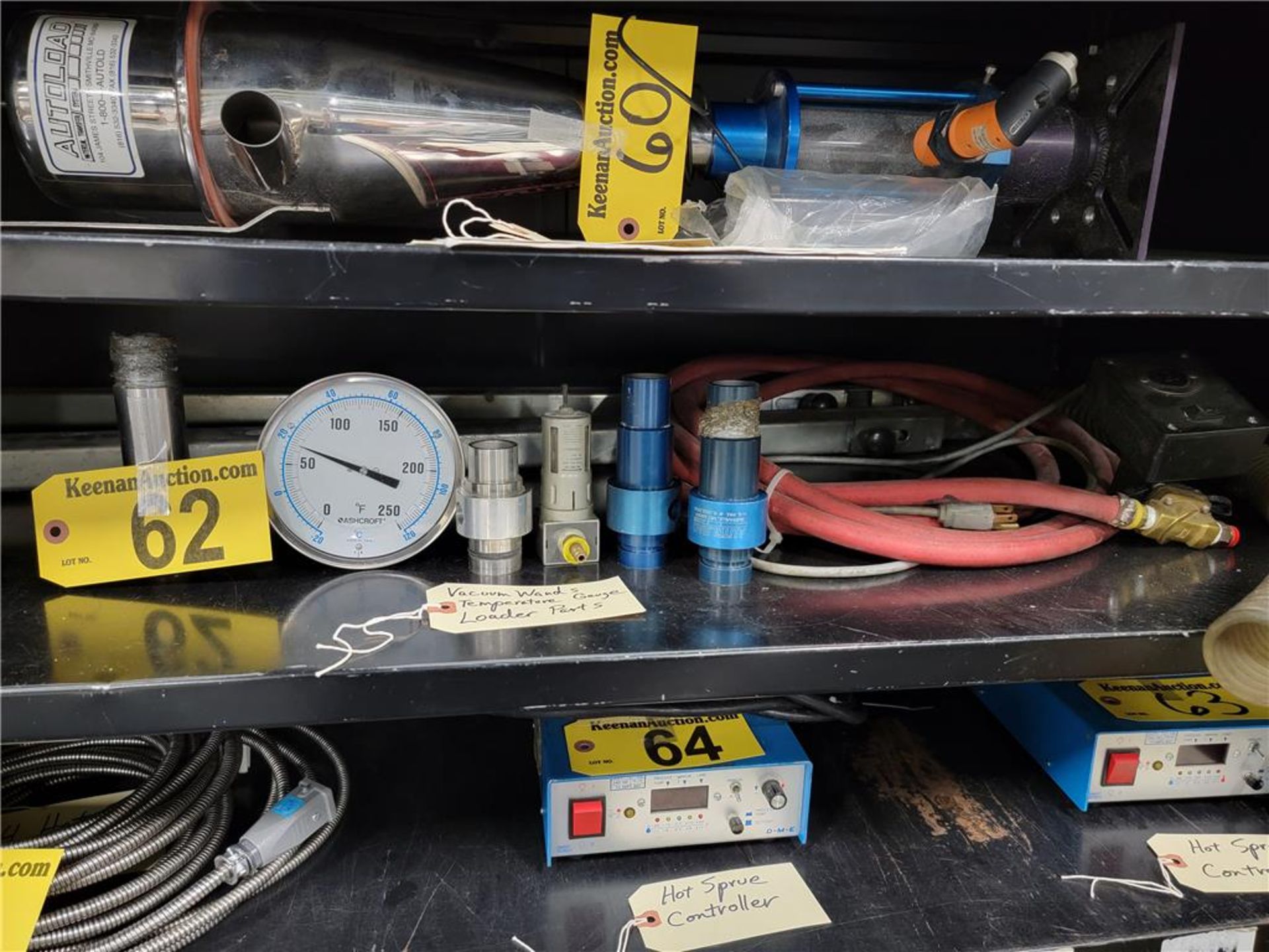 LOT: VACUUM WANDS, TEMP GAUGE, LOADER PARTS