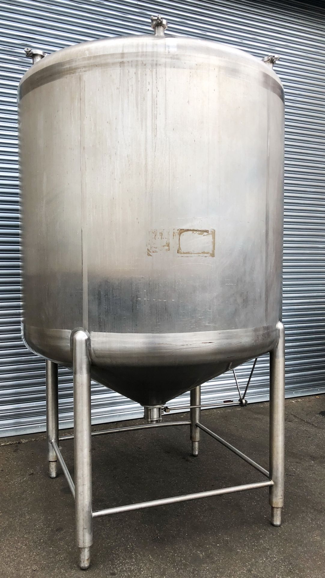 1,000 gallon Stainless Steel Single Wall Tank - Image 2 of 10