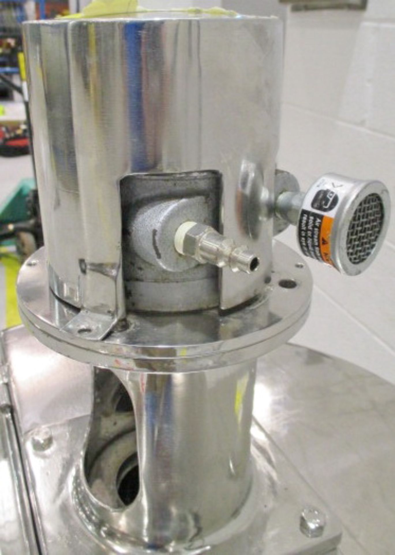 Sanitary 50 liter Portable Stainless Steel Tank, top entering Gast pneumatic agitator - Image 3 of 5