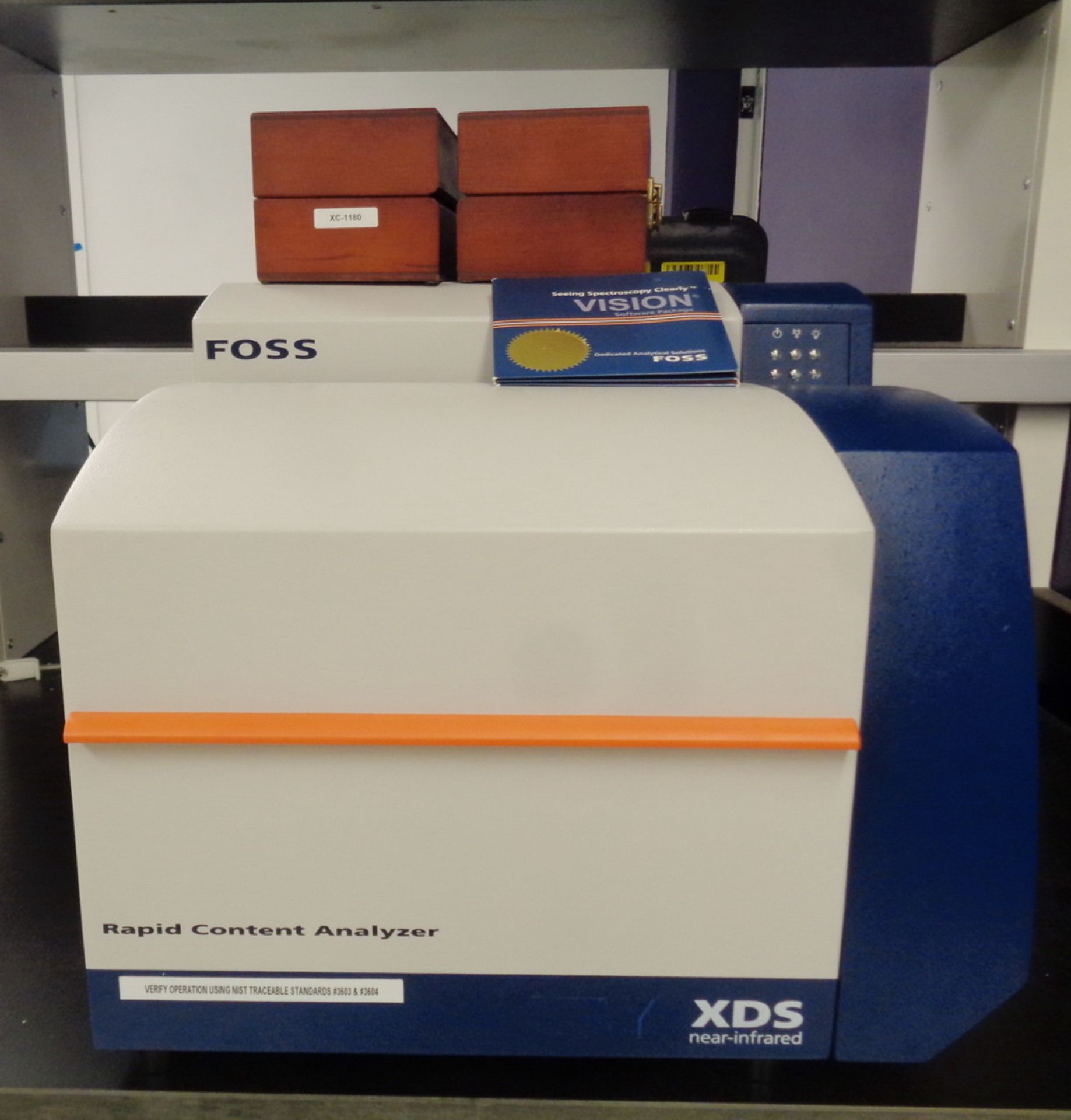 Foss Rapid Content Analyzer, XDS near-infared, S/N 3013-1009. With Foss XDS Monochrometer