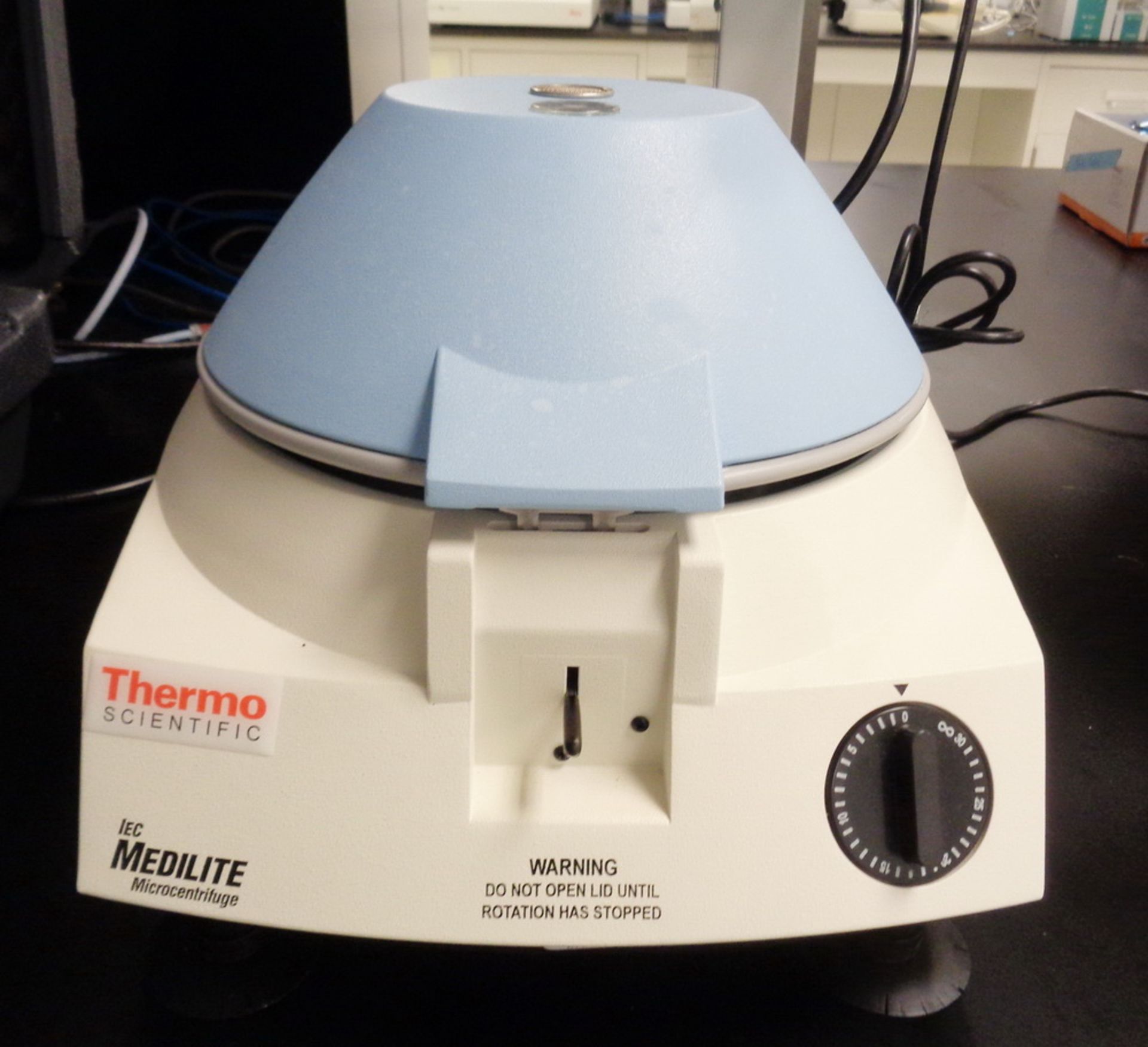 Thermo Fisher Scientific IEC Medilite Microcentrifuge, Model Medilite 6 PL