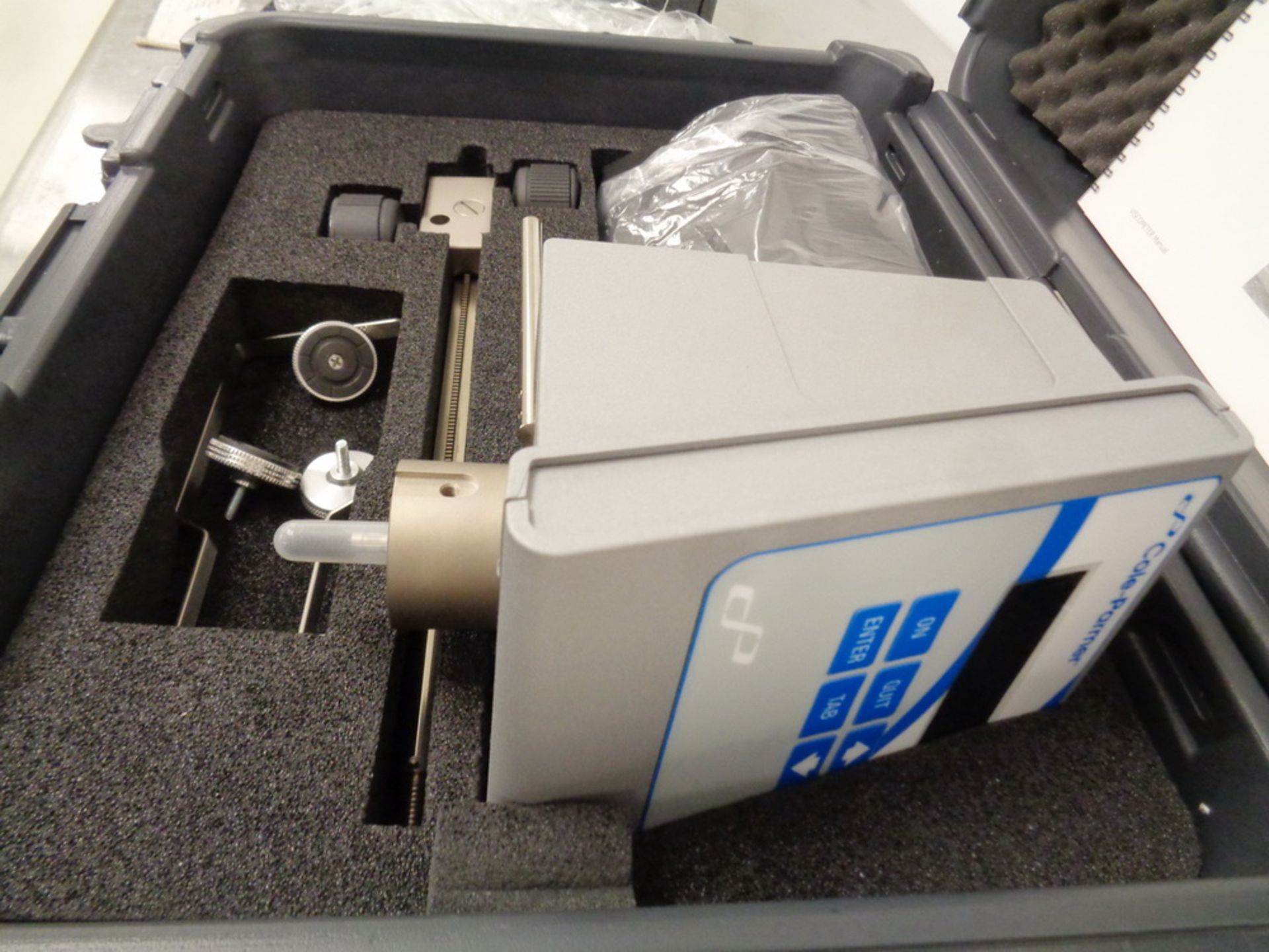 Cole Parmer Rotational Viscometer, S/N VCPR100008 - Image 4 of 6