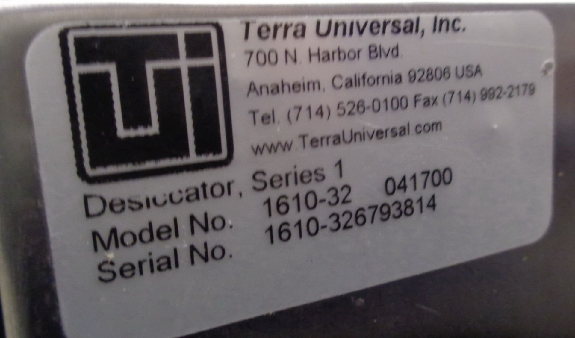 Terra Universal Desiccator, Series 1, Model 1610-32 041700, S/N 1610-326793814 - Image 3 of 3