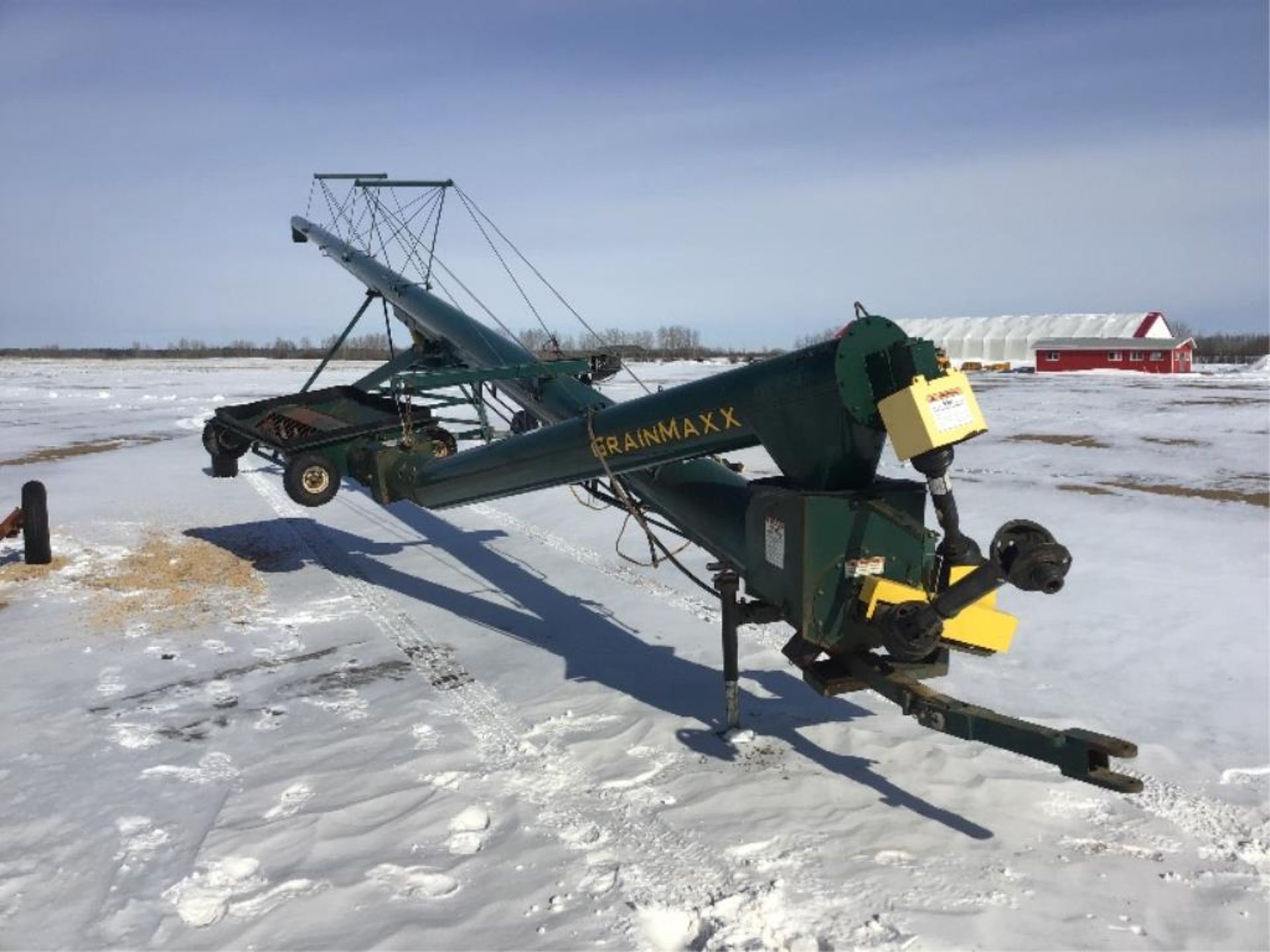 86 Grain Maxx 4385 13in X 85Ft Swing Auger s/n 213 540PTO, Elec Drive Swing Auger Lift