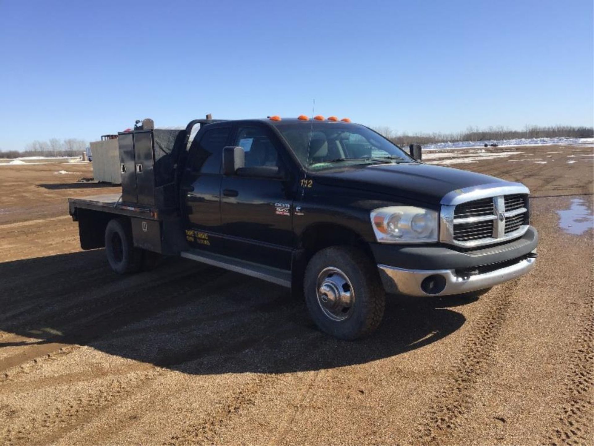 168 2007 Dodge Ram Dually 3500SLT 4x4 Q/Cab Deck Truck VIN 3D6WH48A17G758193 6.7L Cummins Turbo - Image 2 of 19