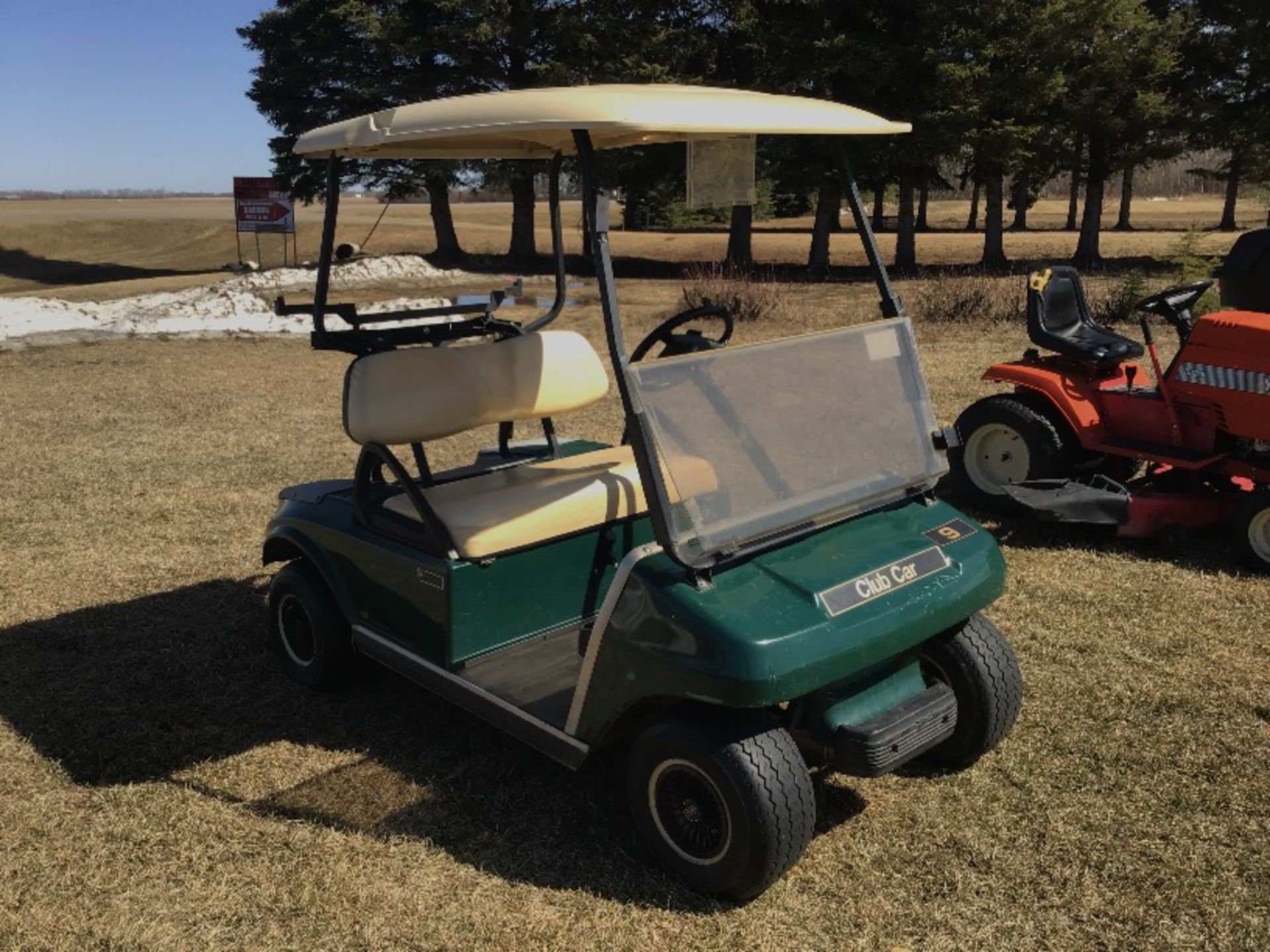 2007 Club Car Gas Powered Golf Cart - Image 2 of 4