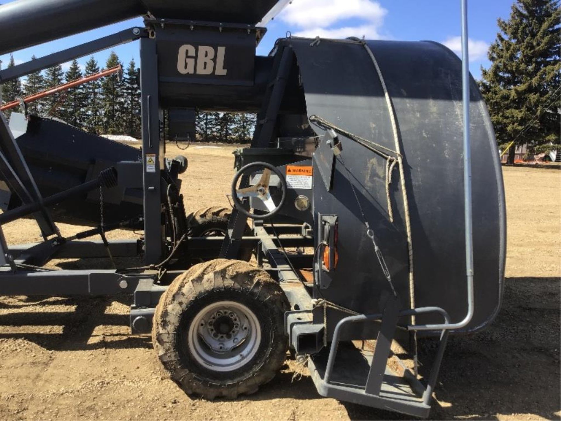 2010 Loftness GBL Grain Bagger s/n 52-366 1000PTO (One Owner Unit)Terms & Conditions on this Unit: - Image 7 of 8