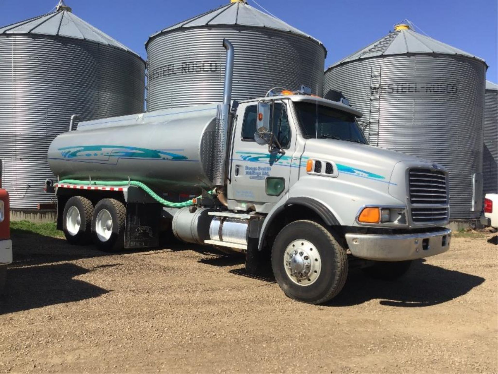 1998 Ford LT9513 T/A Water Truck VIN 1FDYS96M3WVA36106 Cat C-12 V-8 Eng, 18spd Trans, 3-way Lockers