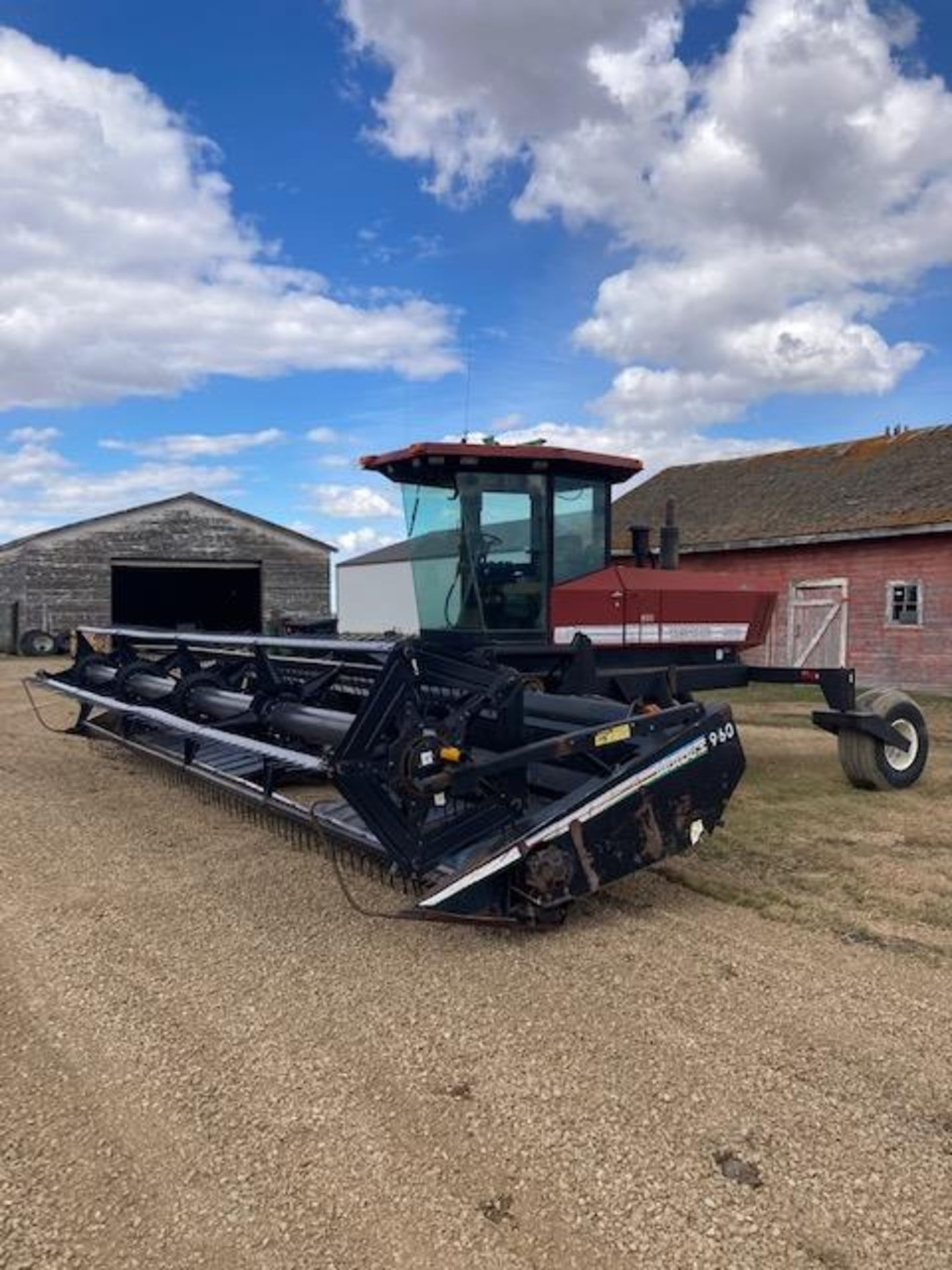 1993 Westward 9000 25Ft Swather w/960 Macdon Headr s/n 83602-93 Header s/n 80415 3541hrs - Image 4 of 4