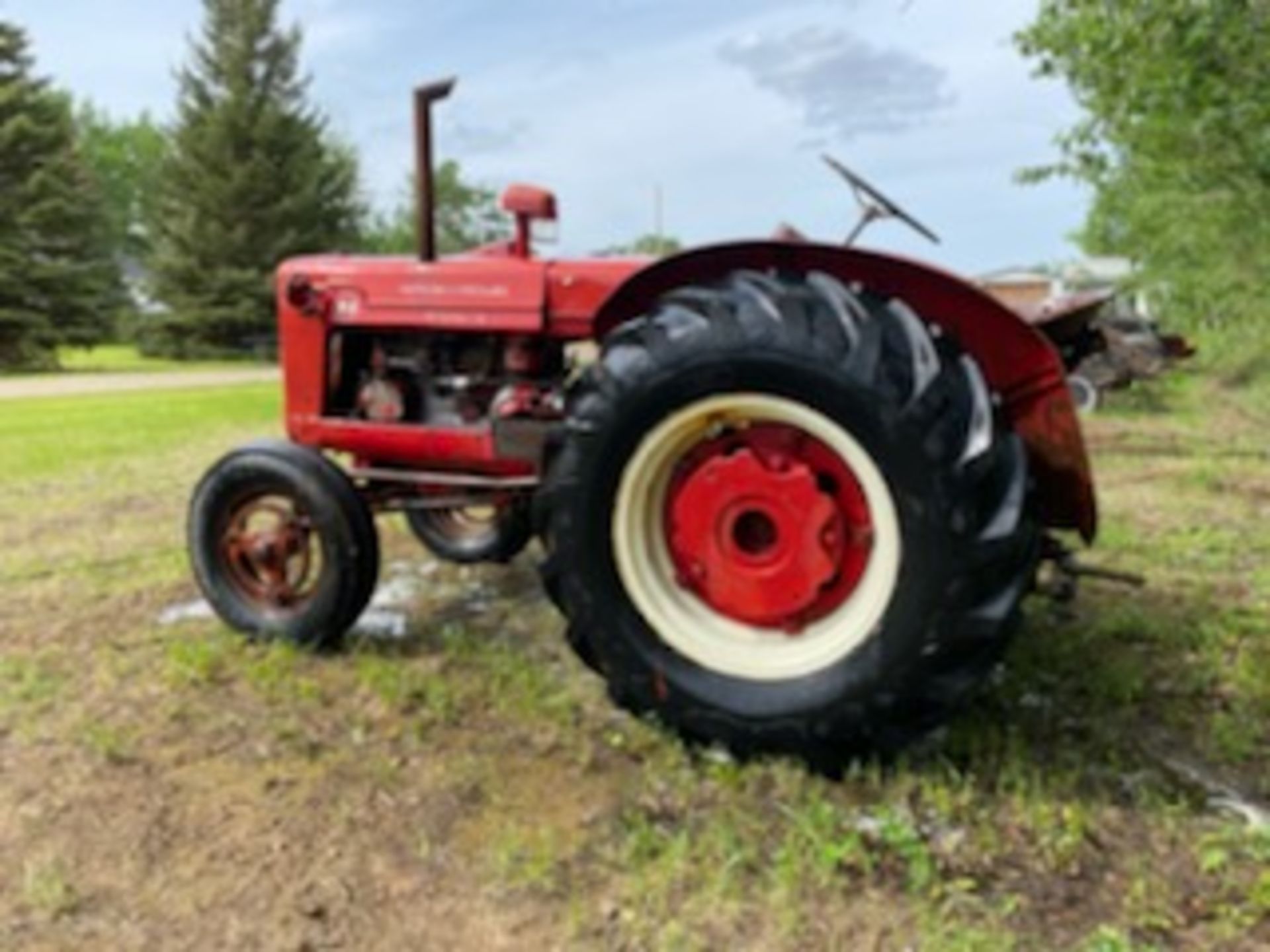 1952 W4 McCormick International Tractor s/n WBH32468 540PTO s/n WBH32468 540PTO