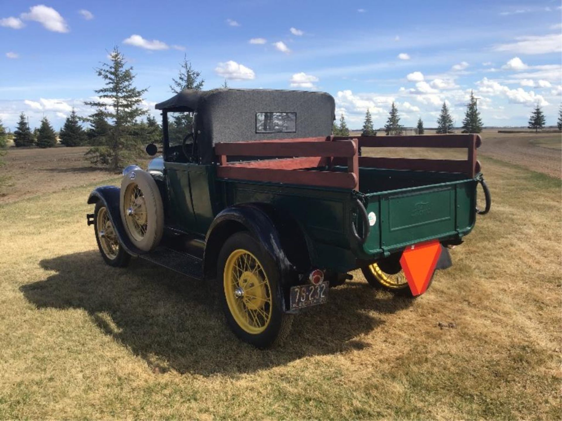 "1928 Model A Ford Nicely Restored Unit that (Runs & Drives) - Image 4 of 18